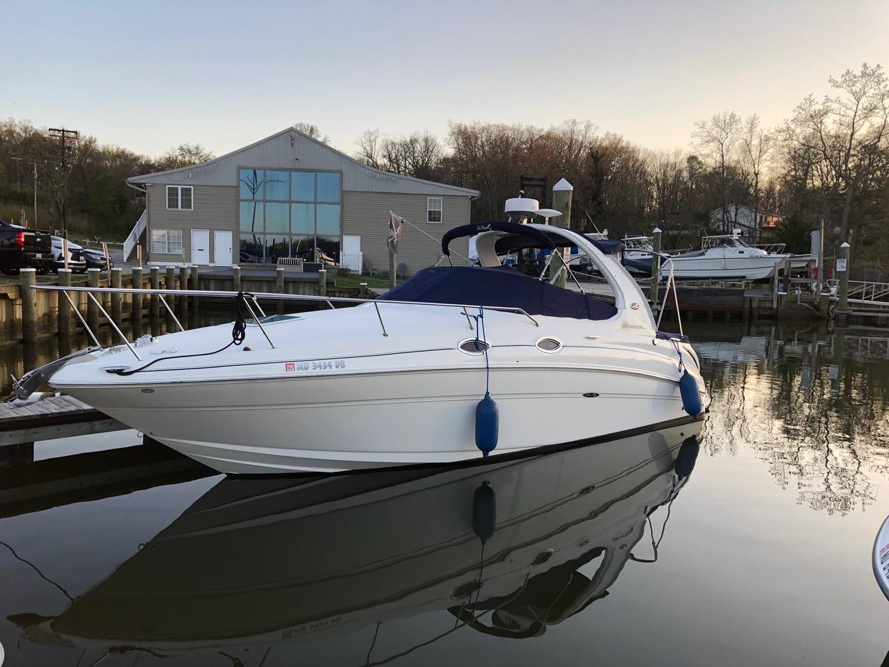 M 8020 DD Knot 10 Yacht Sales
