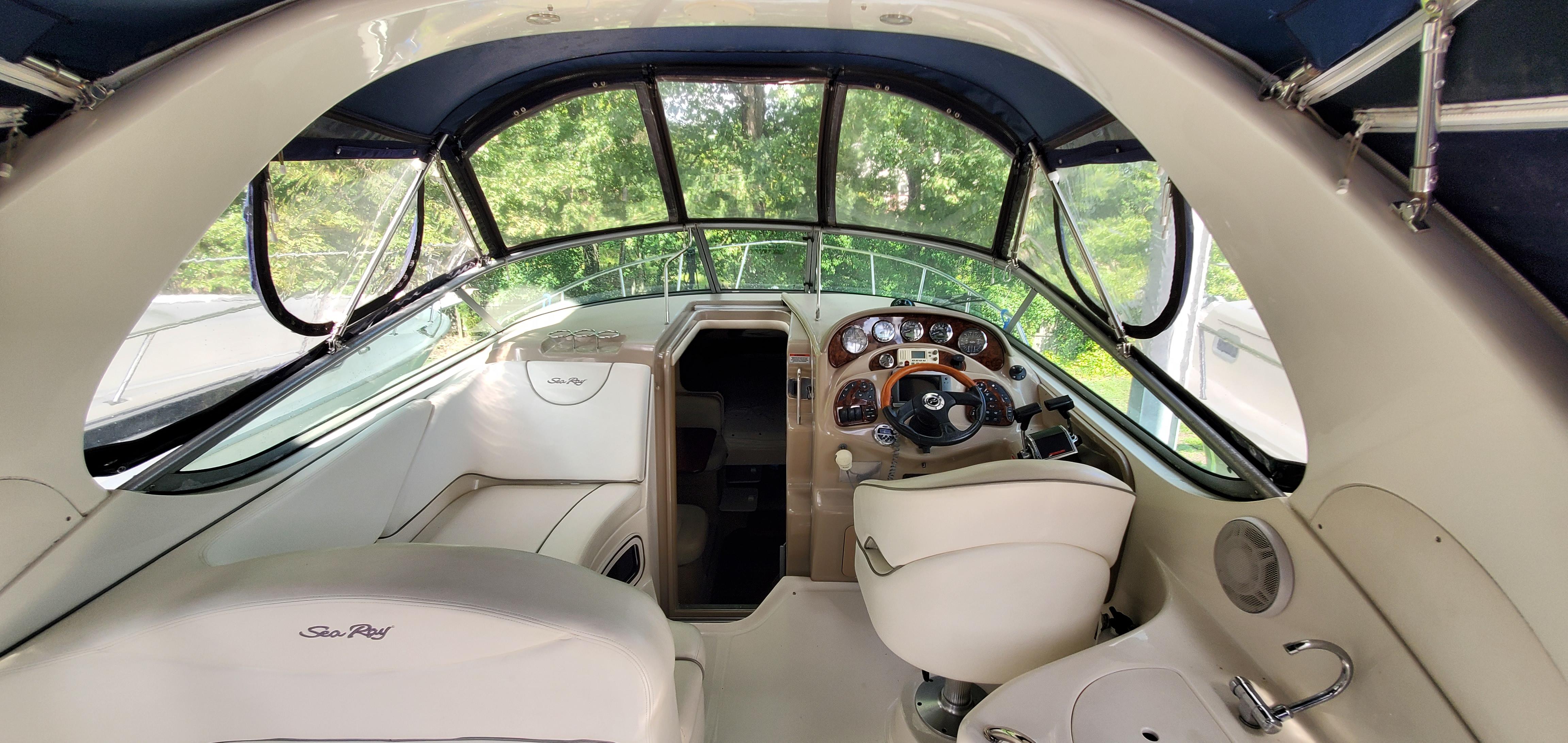 M 8020 DD Knot 10 Yacht Sales