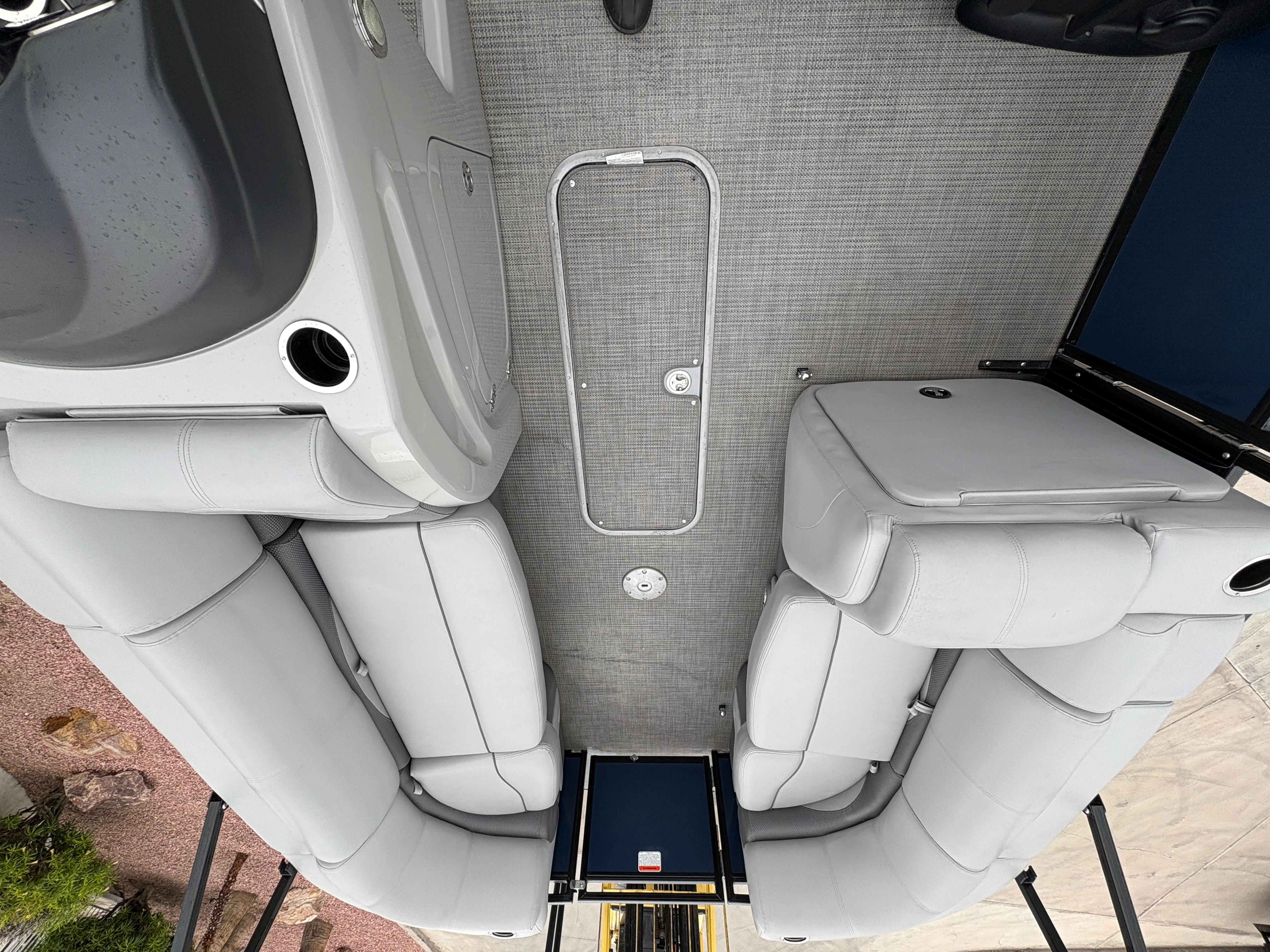 2019 Regency 210 DL3 #TBRW0687 inventory image at Sun Country Marine Group, Lake Havasu City, AZ 2019 Regency 210 DL3 #TBRW0687 inventory image at Sun Country Marine Group, Lake Havasu City, AZ