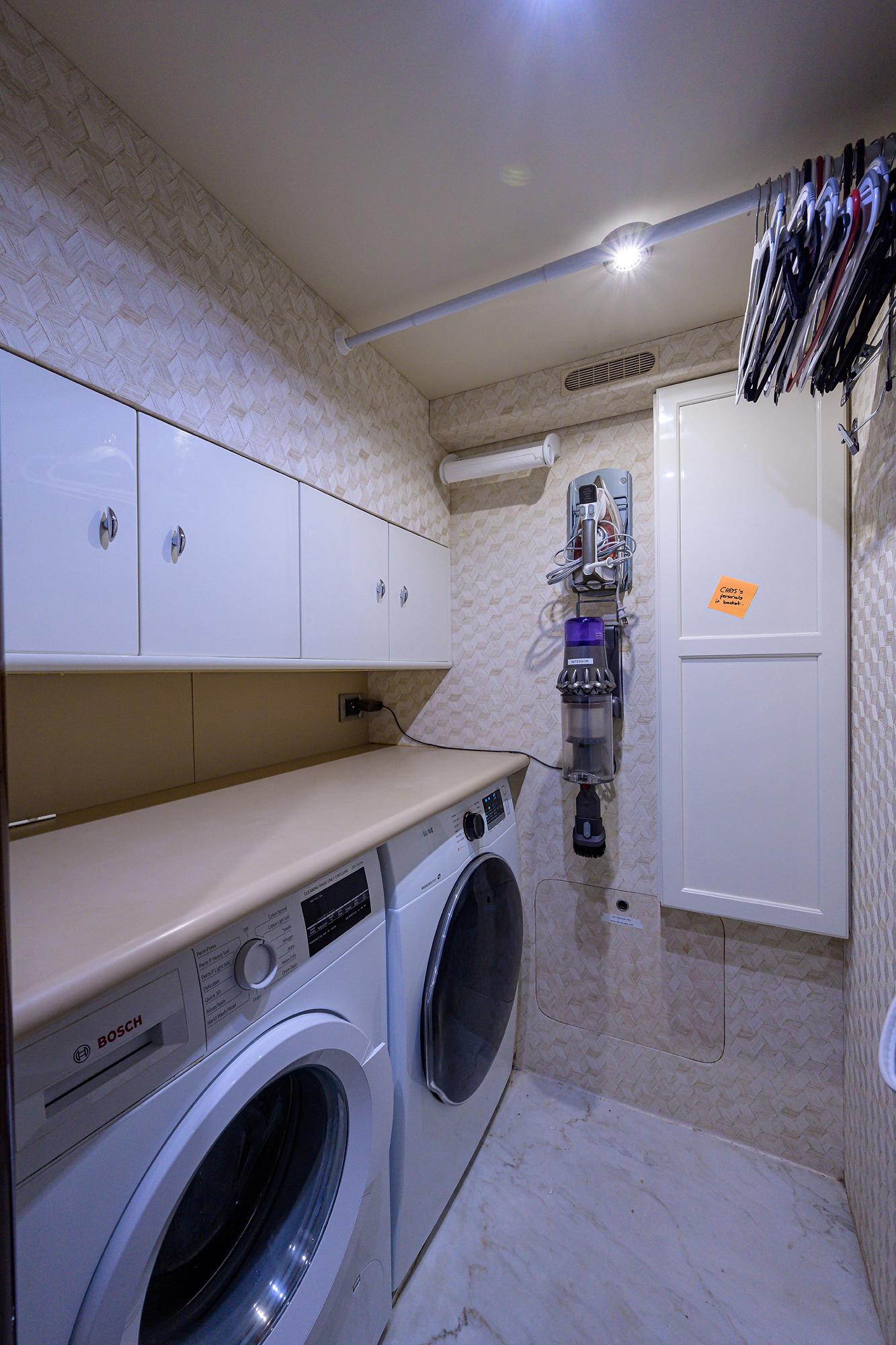Lazzara 110 Pure Romance -  Laundry Room