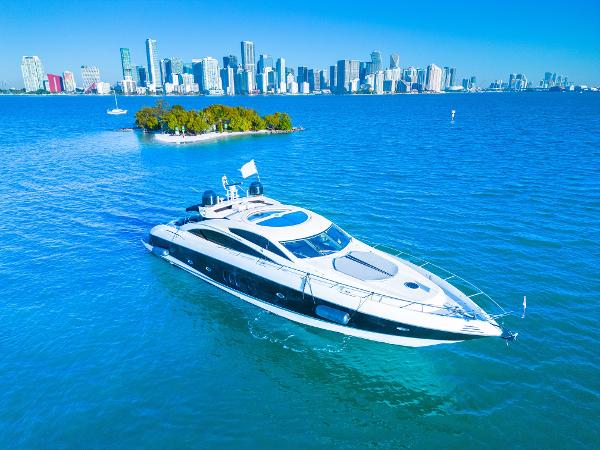 2006 Sunseeker Predator 82