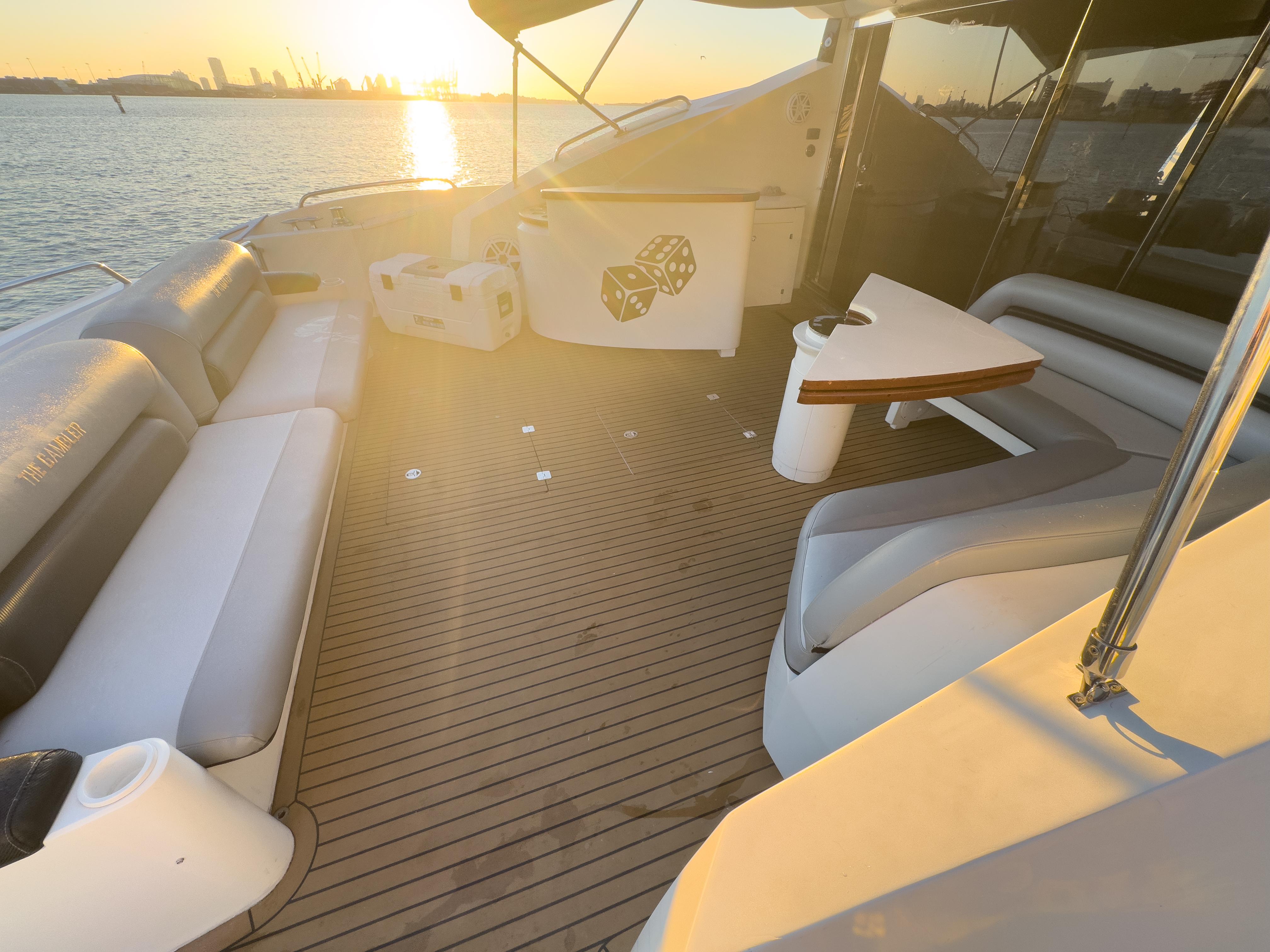 Sunseeker-Predator 82 2006-THE GAMBLER FL-US-9651031 | Thumbnail