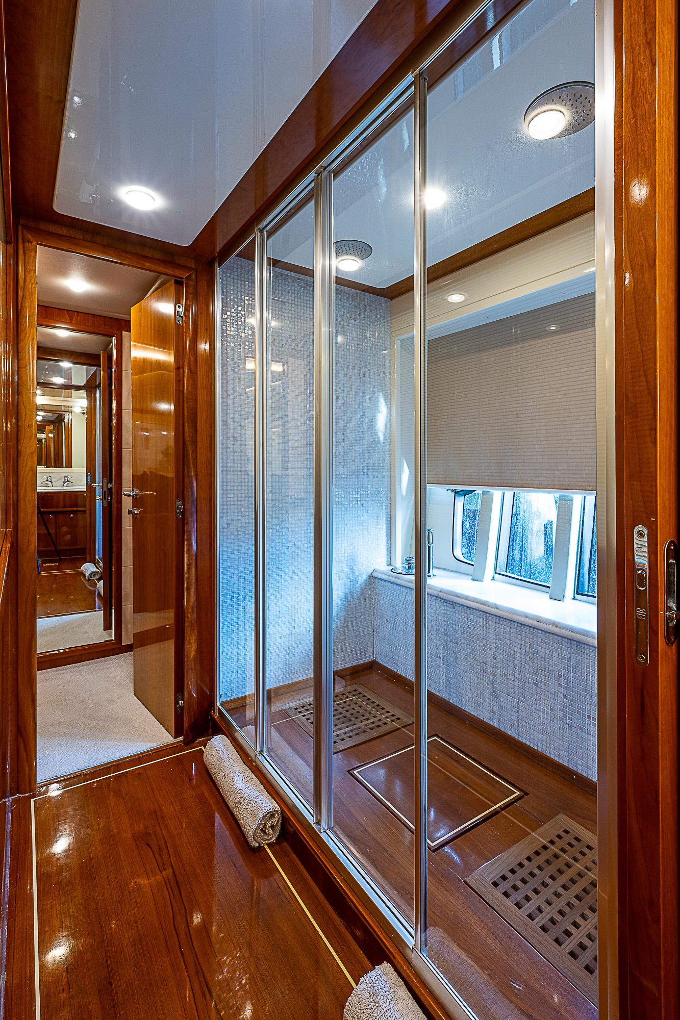 Ferretti Yachts-830 2006-La Bella Vita FL-US-9701035 | Thumbnail