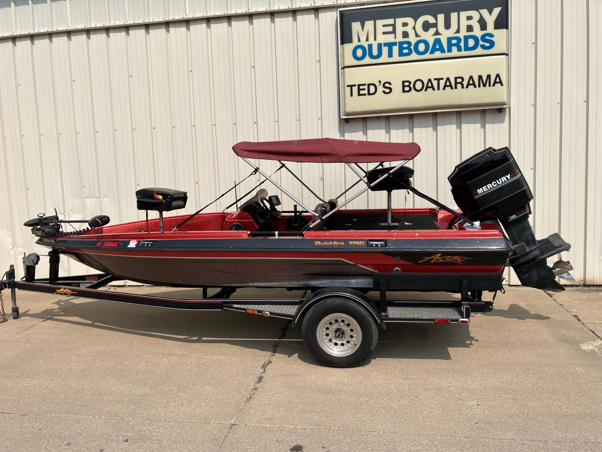 1990 Astro 17 1/2' Bass Boat with Mercury outboard at Ted's Boatarama.