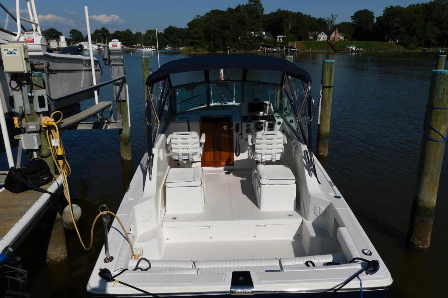 M 7159 MD Knot 10 Yacht Sales
