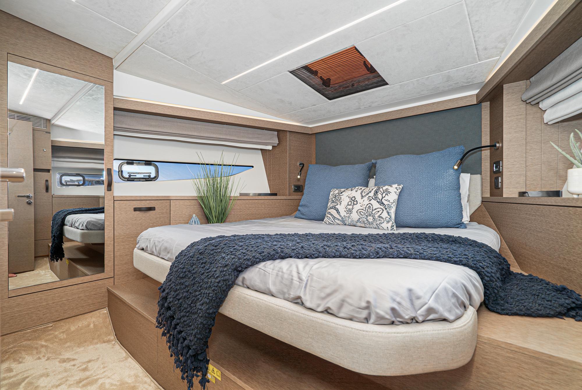 2024 Prestige 420 Fly #PR148F inventory image at Sun Country Marine Group, San Diego Harbor Island 2024 Prestige 420 Fly #PR148F inventory image at Sun Country Marine Group, San Diego Harbor Island