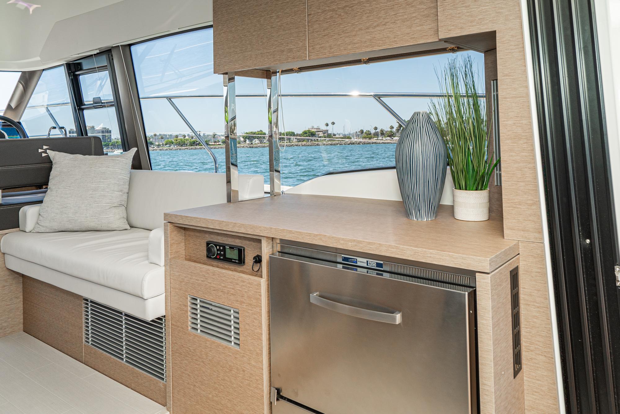 2024 Prestige 420 Fly #PR148F inventory image at Sun Country Marine Group, San Diego Harbor Island 2024 Prestige 420 Fly #PR148F inventory image at Sun Country Marine Group, San Diego Harbor Island