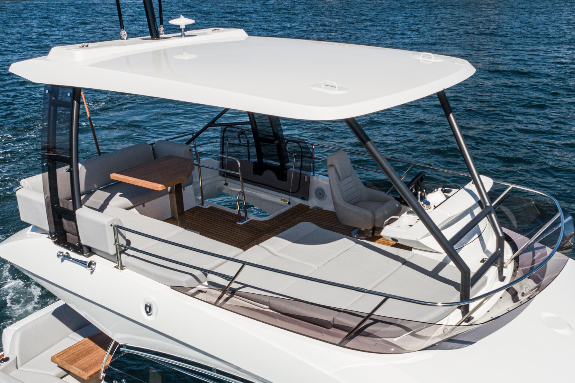 2024 Prestige 420 Fly #PR148F inventory image at Sun Country Marine Group, San Diego Harbor Island 2024 Prestige 420 Fly #PR148F inventory image at Sun Country Marine Group, San Diego Harbor Island