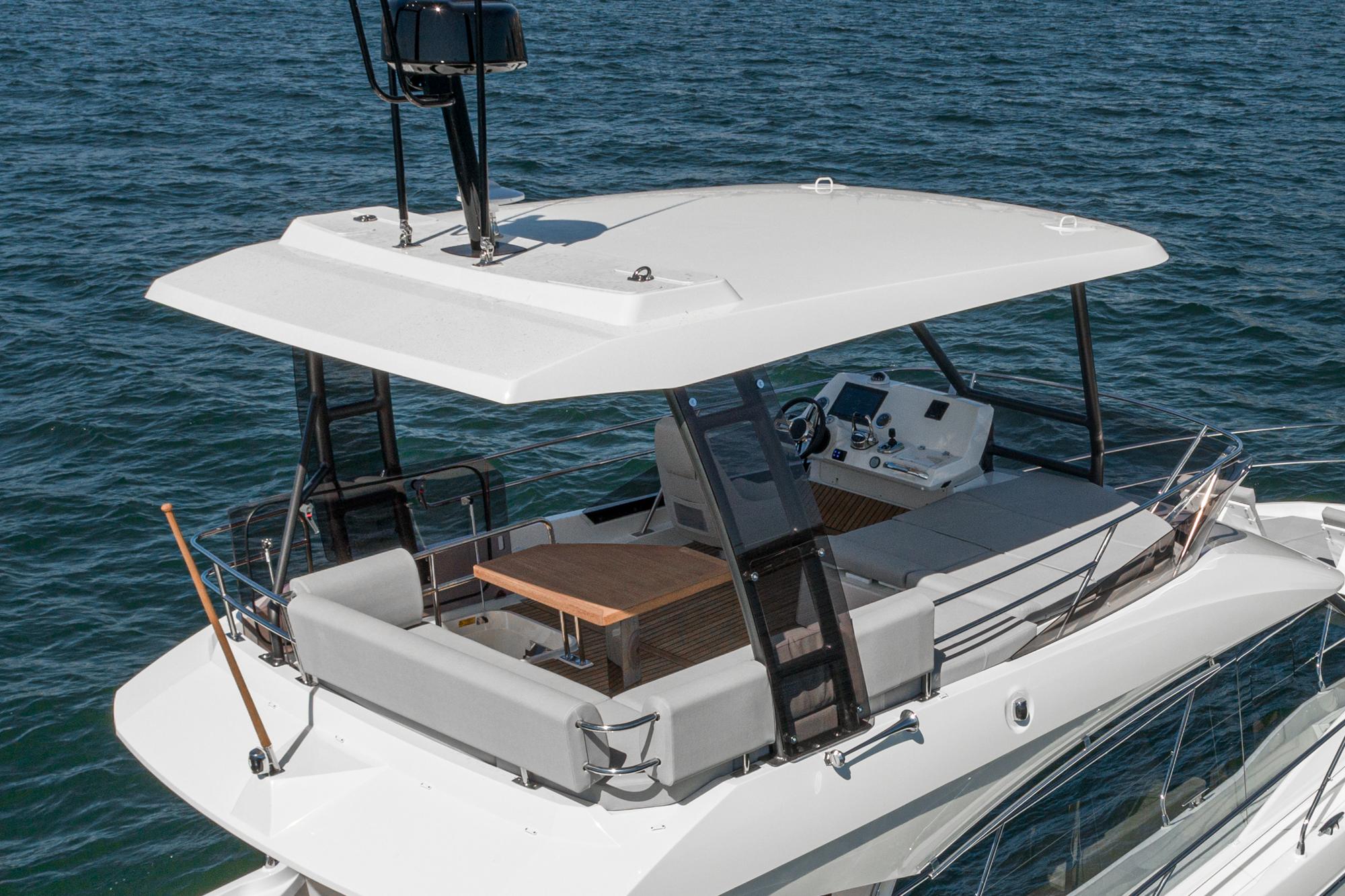 2024 Prestige 420 Fly #PR148F inventory image at Sun Country Marine Group, San Diego Harbor Island 2024 Prestige 420 Fly #PR148F inventory image at Sun Country Marine Group, San Diego Harbor Island
