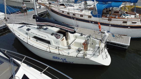 33' C & C Yachts, Listing Number 100883455, - Photo No. 4