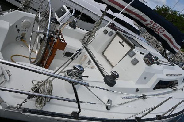33' C & C Yachts, Listing Number 100883455, Image No. 8