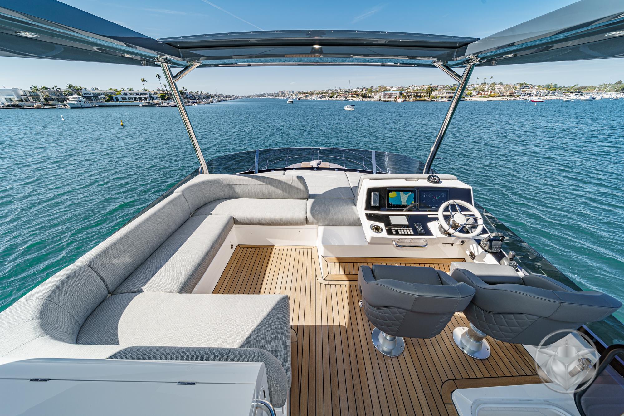 2025 Sunseeker Manhattan 55 #SS416 inventory image at Sun Country Marine Group, Newport Marina 2025 Sunseeker Manhattan 55 #SS416 inventory image at Sun Country Marine Group, Newport Marina