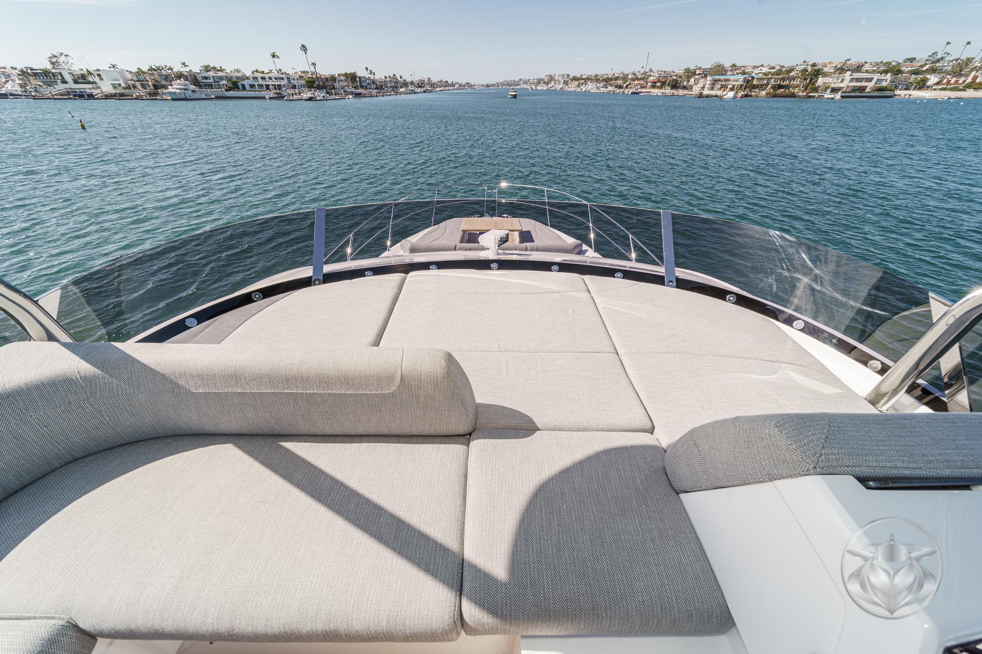 2025 Sunseeker Manhattan 55 #SS416 inventory image at Sun Country Marine Group, Newport Marina 2025 Sunseeker Manhattan 55 #SS416 inventory image at Sun Country Marine Group, Newport Marina