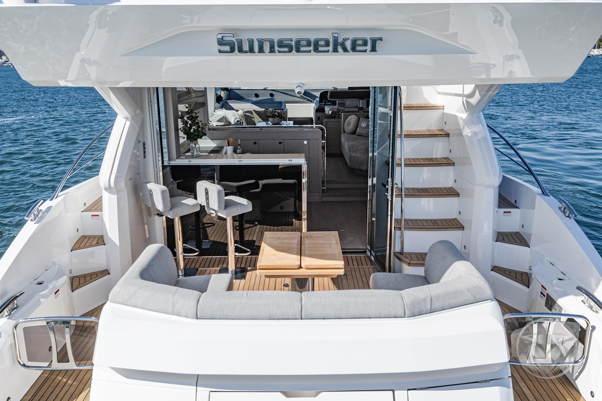 2025 Sunseeker Manhattan 55 #SS416 inventory image at Sun Country Marine Group, Newport Marina 2025 Sunseeker Manhattan 55 #SS416 inventory image at Sun Country Marine Group, Newport Marina