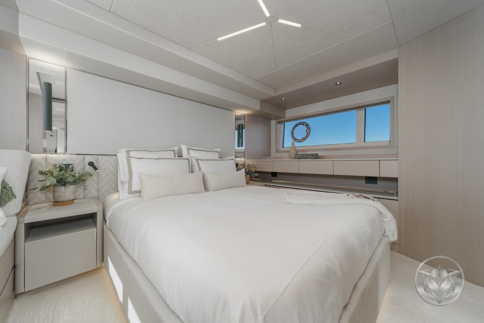 2025 Sunseeker Manhattan 55 #SS416 inventory image at Sun Country Marine Group, Newport Marina 2025 Sunseeker Manhattan 55 #SS416 inventory image at Sun Country Marine Group, Newport Marina