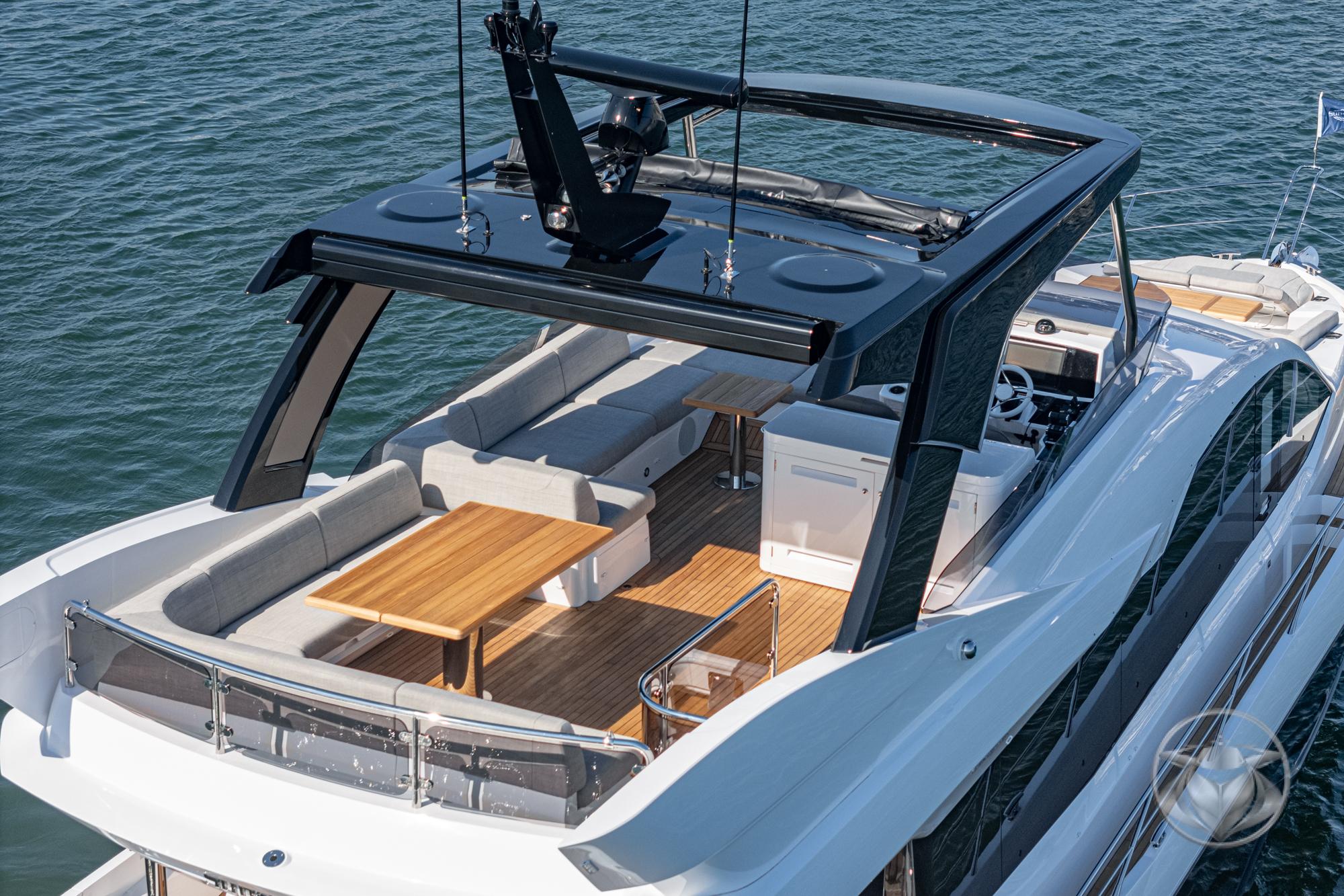 2025 Sunseeker Manhattan 68 #SS728 inventory image at Sun Country Marine Group, Newport Marina 2025 Sunseeker Manhattan 68 #SS728 inventory image at Sun Country Marine Group, Newport Marina