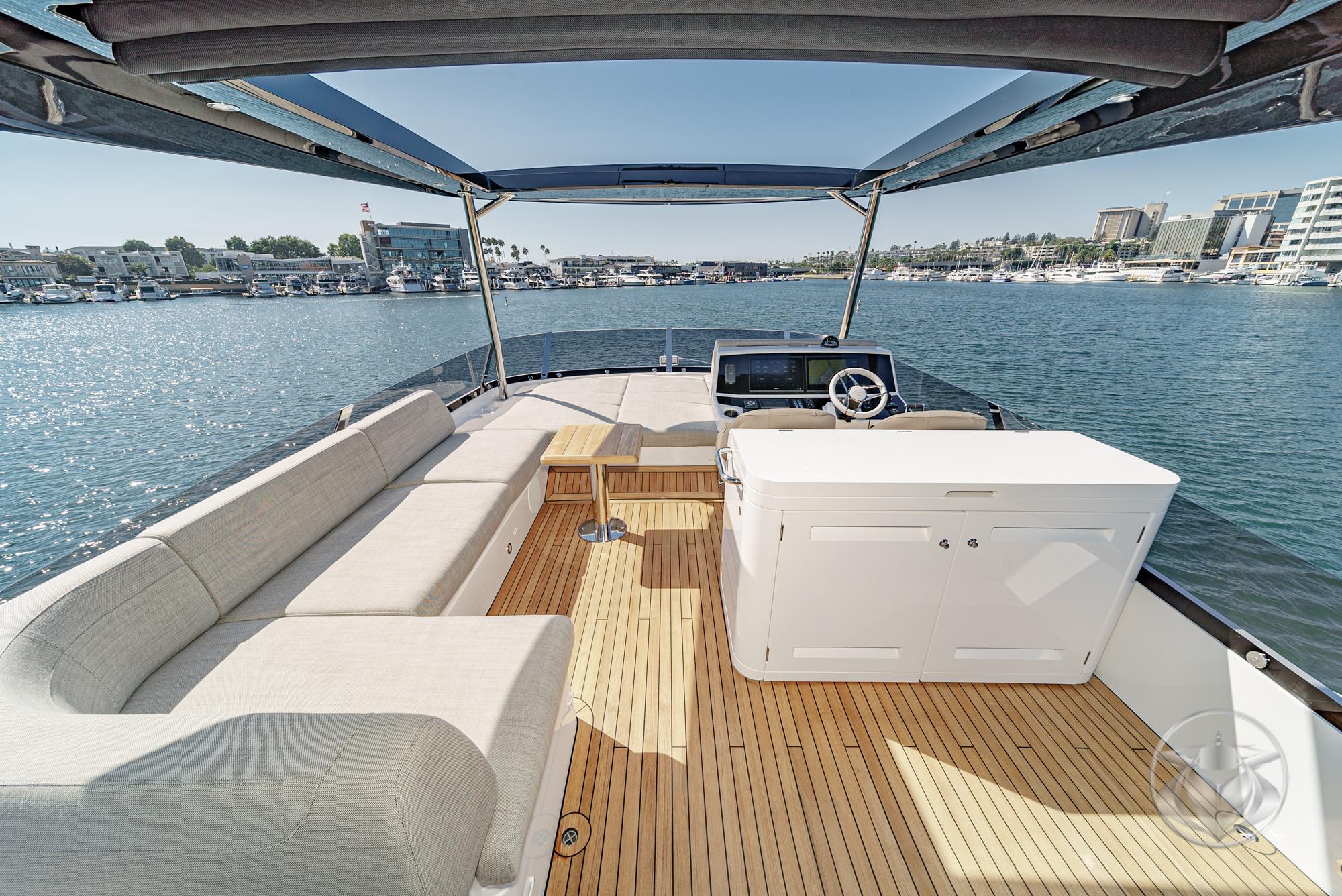 2025 Sunseeker Manhattan 68 #SS728 inventory image at Sun Country Marine Group, Newport Marina 2025 Sunseeker Manhattan 68 #SS728 inventory image at Sun Country Marine Group, Newport Marina