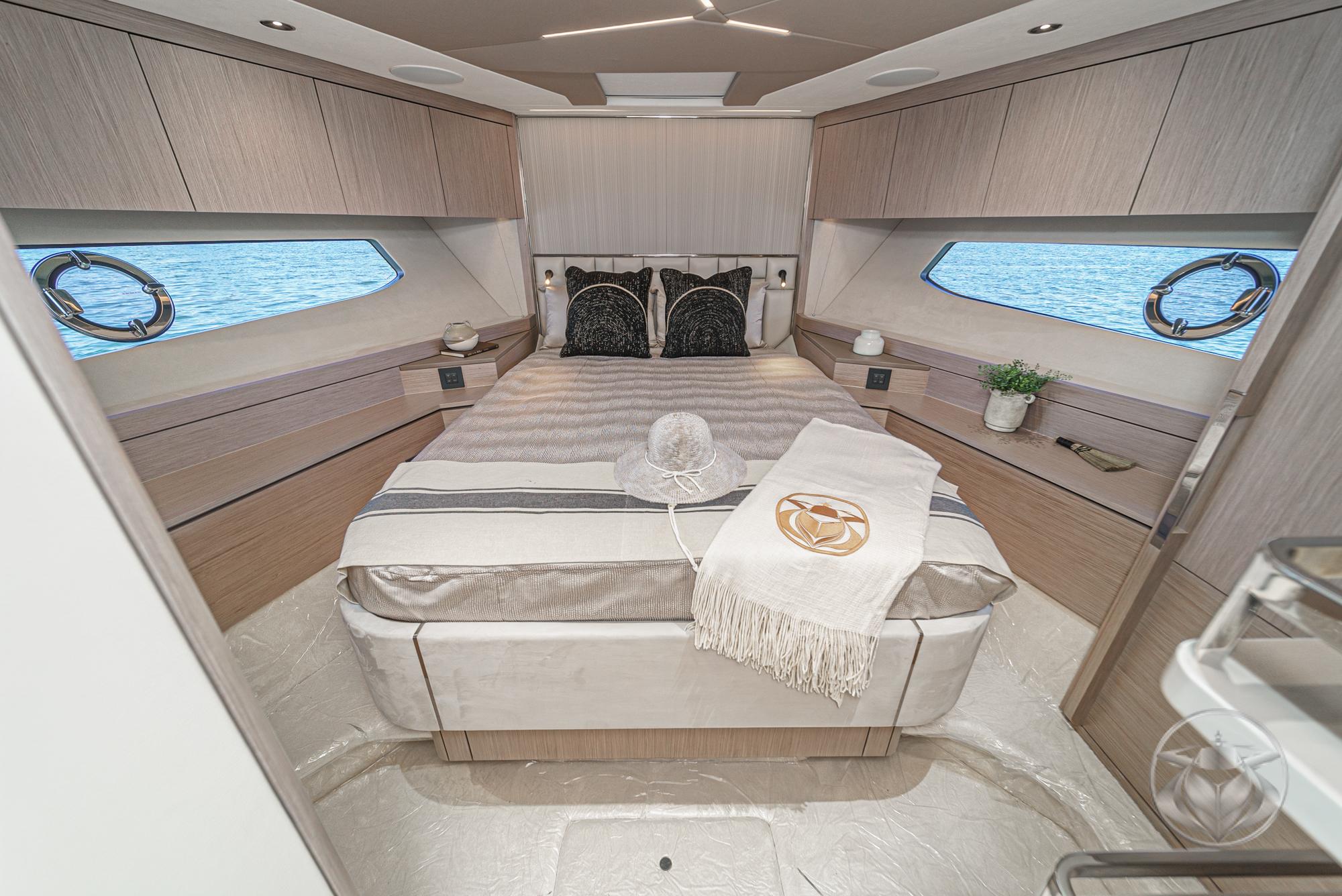 2025 Sunseeker Manhattan 68 #SS728 inventory image at Sun Country Marine Group, Newport Marina 2025 Sunseeker Manhattan 68 #SS728 inventory image at Sun Country Marine Group, Newport Marina