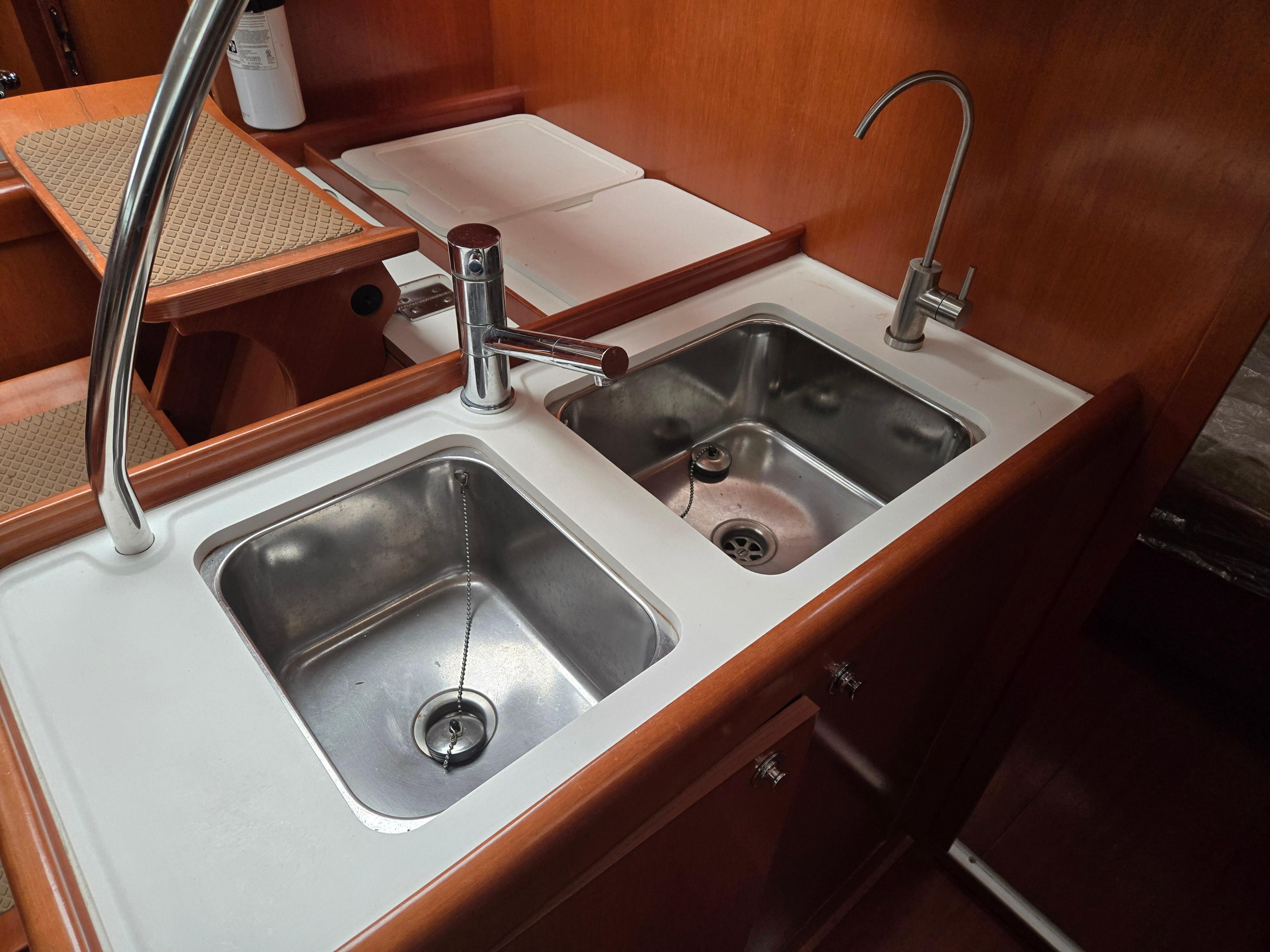 Yacht Photos Pics