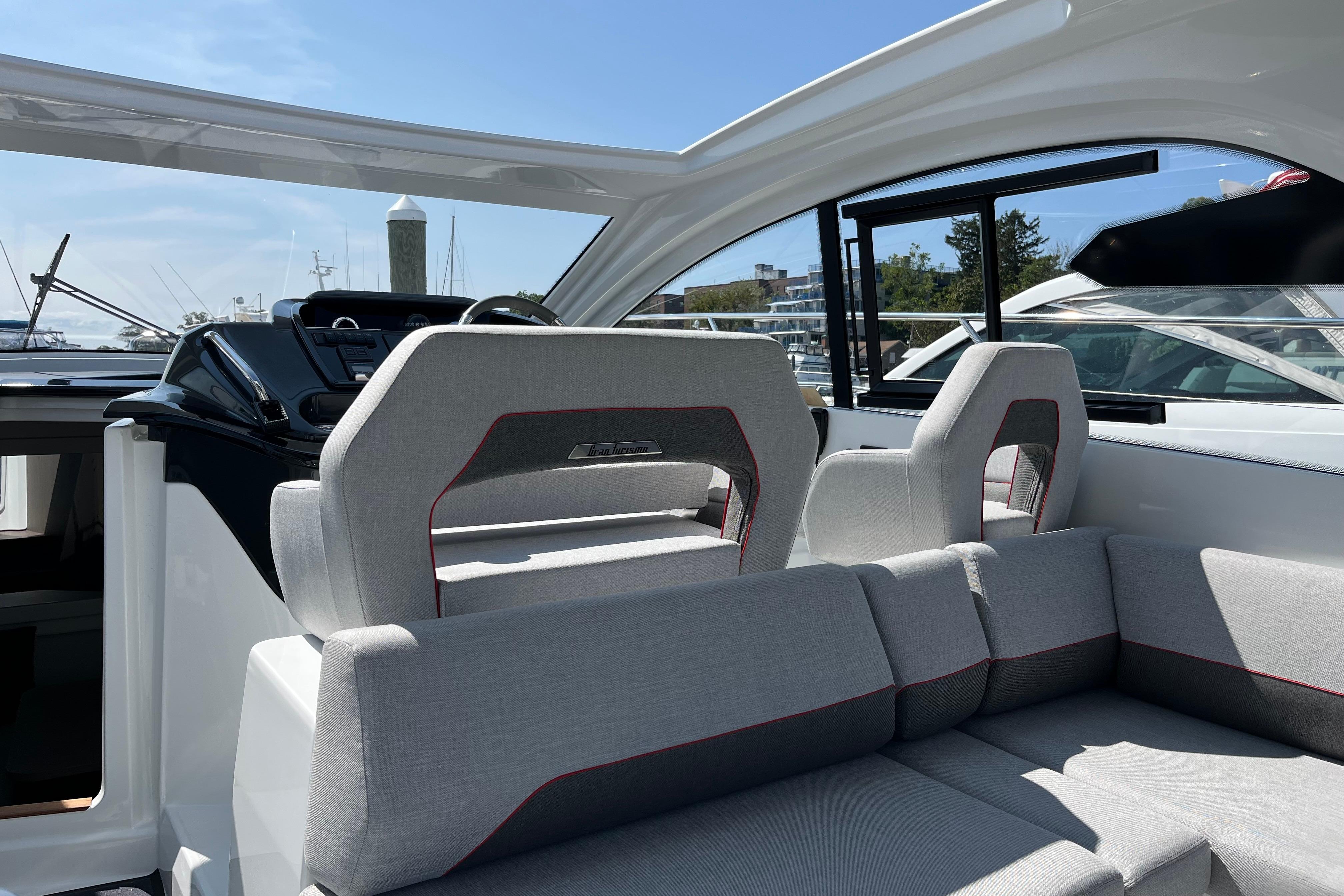 Yacht Photos Pics