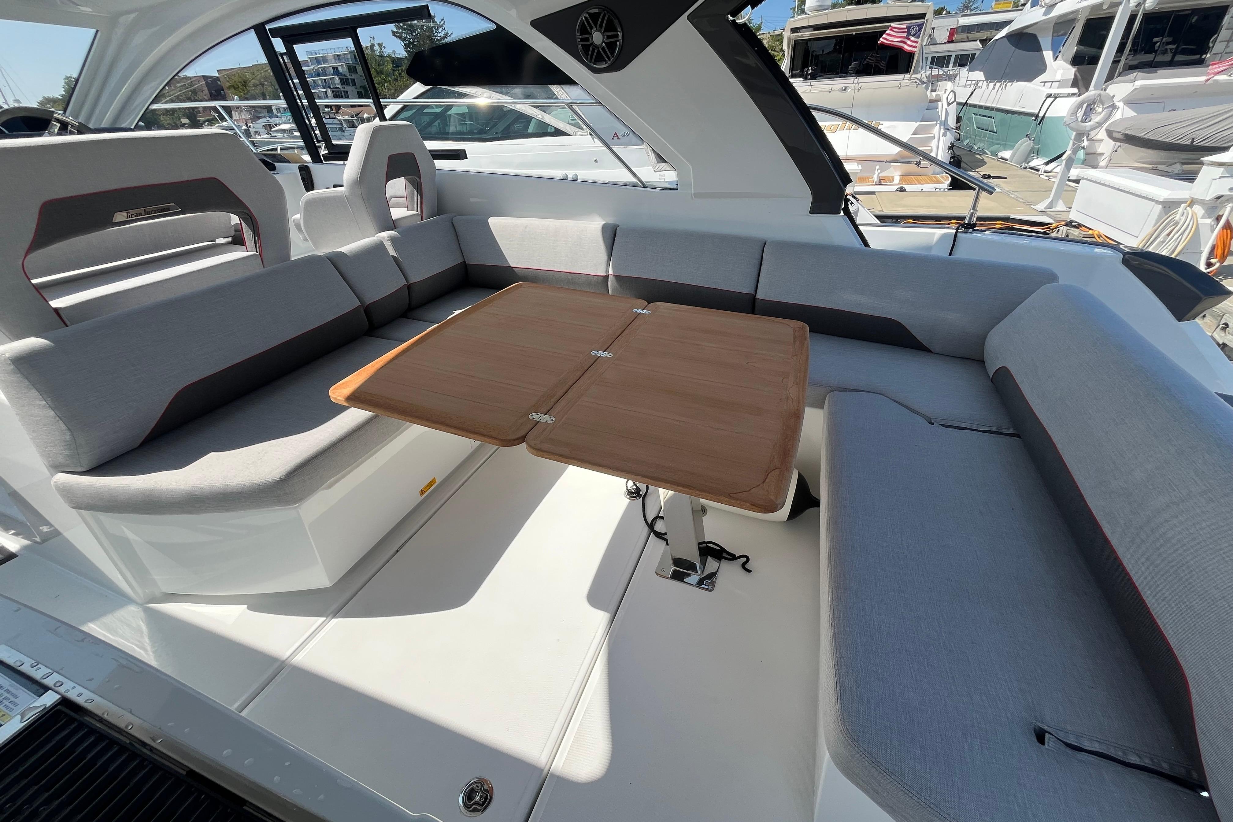 Yacht Photos Pics