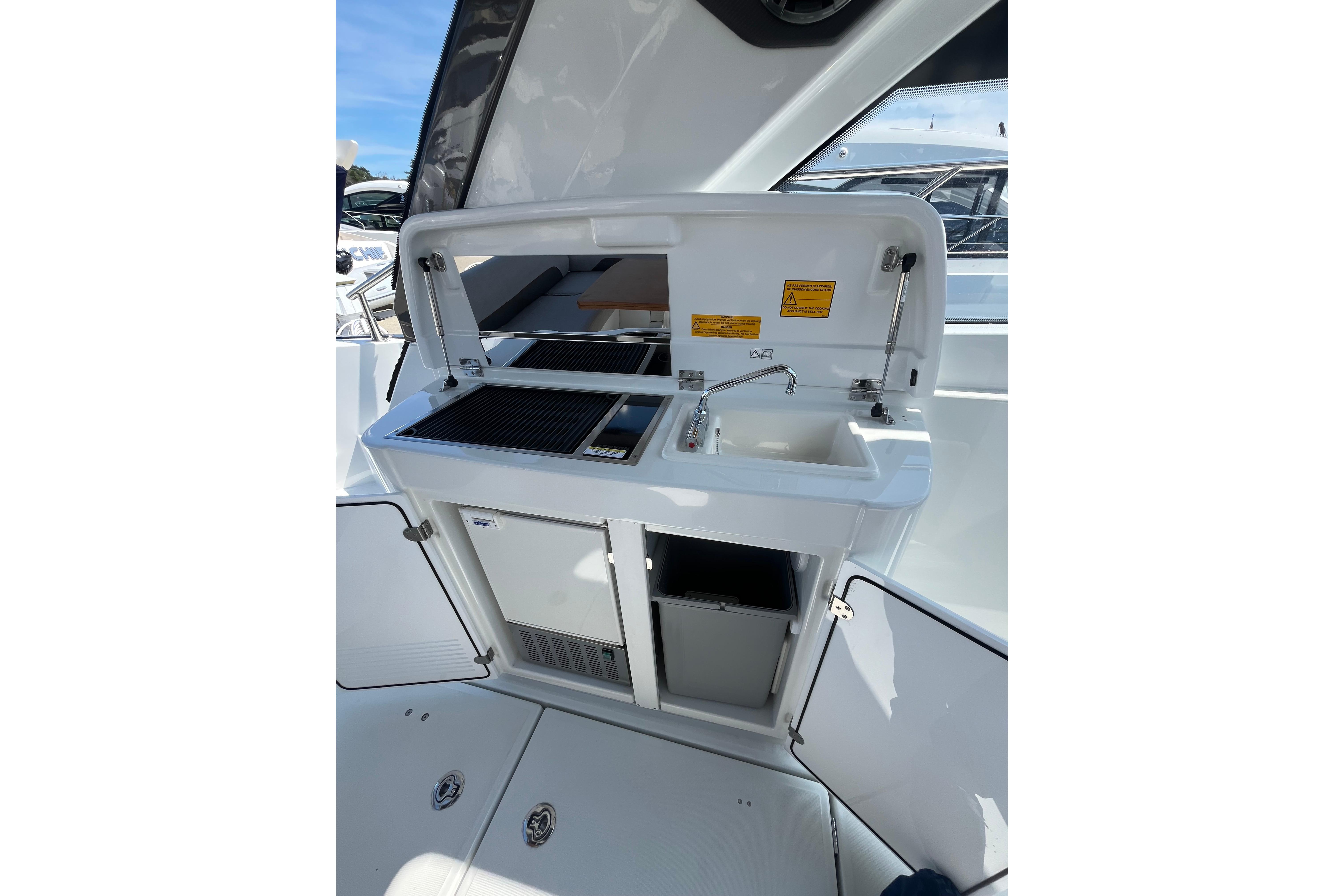 Yacht Photos Pics