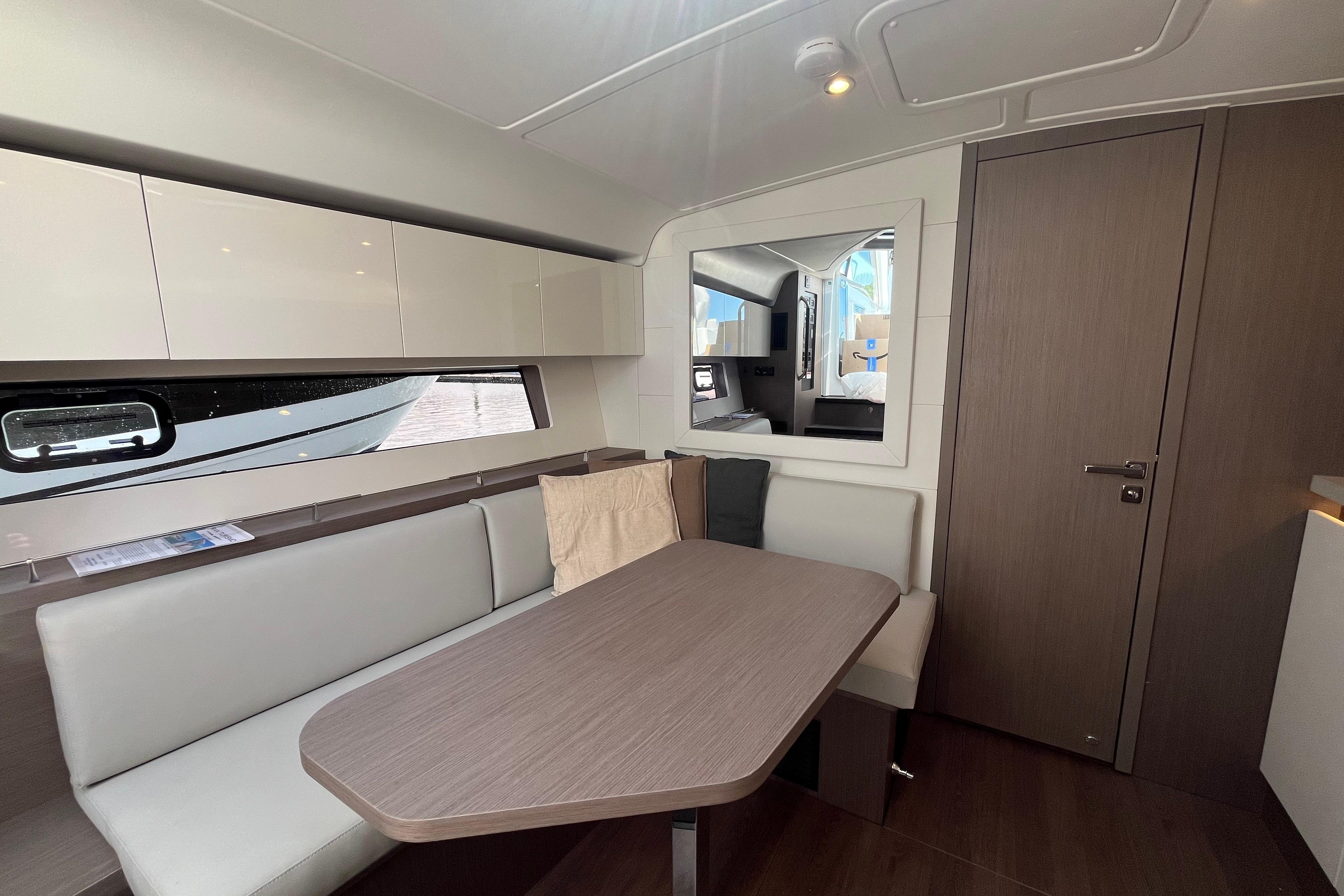 Yacht Photos Pics