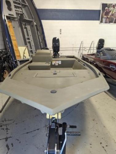 2022 Tracker Boats boat for sale, model of the boat is Grizzly 1648 SC & Image # 1 of 7