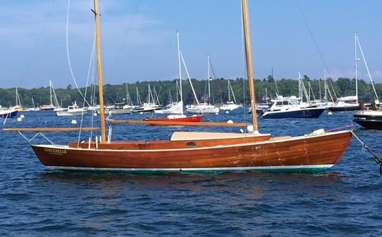 CERCERELLE - 1972 Herreshoff Rozinante gallery image 4