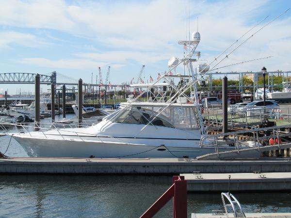 48' Ocean Yachts, Listing Number 100847178, - Photo No. 2