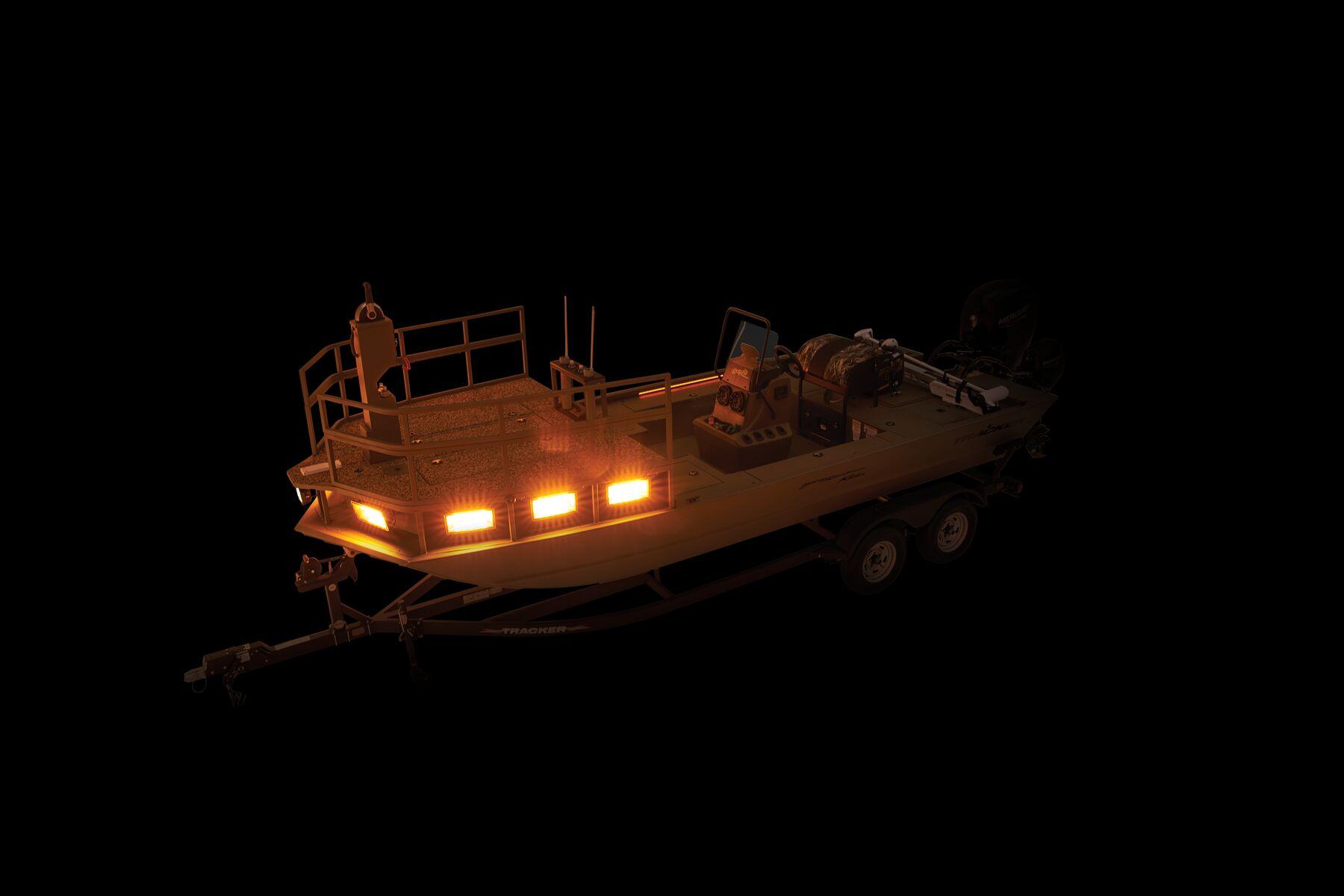 1860 tracker bowfishing boat