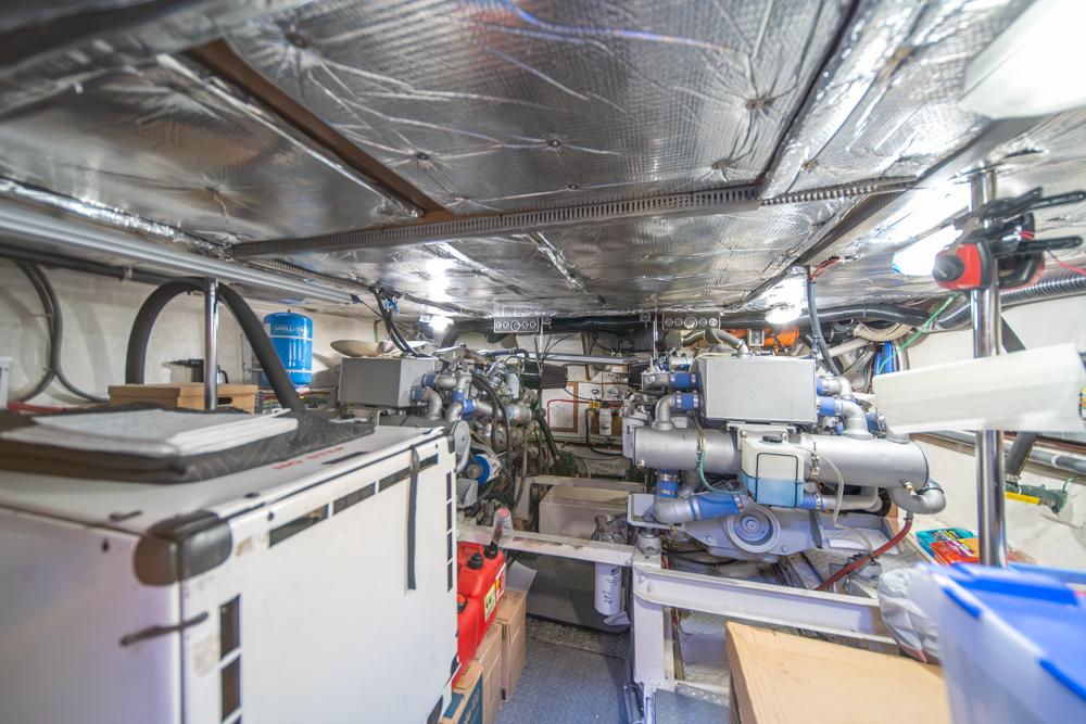Ocean Alexander-Cockpit M/Y 1986-Take Chances WA-US-Engine room of 1986 Ocean Alexander Cockpit M/Y, showcasing mechanical components and equipment.-9621089 | Thumbnail