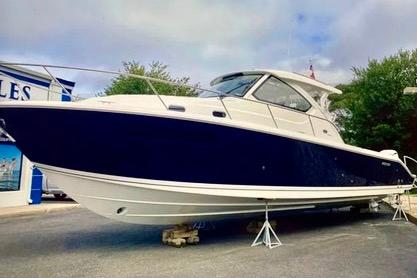 2022 Pursuit 355 OS Offshore