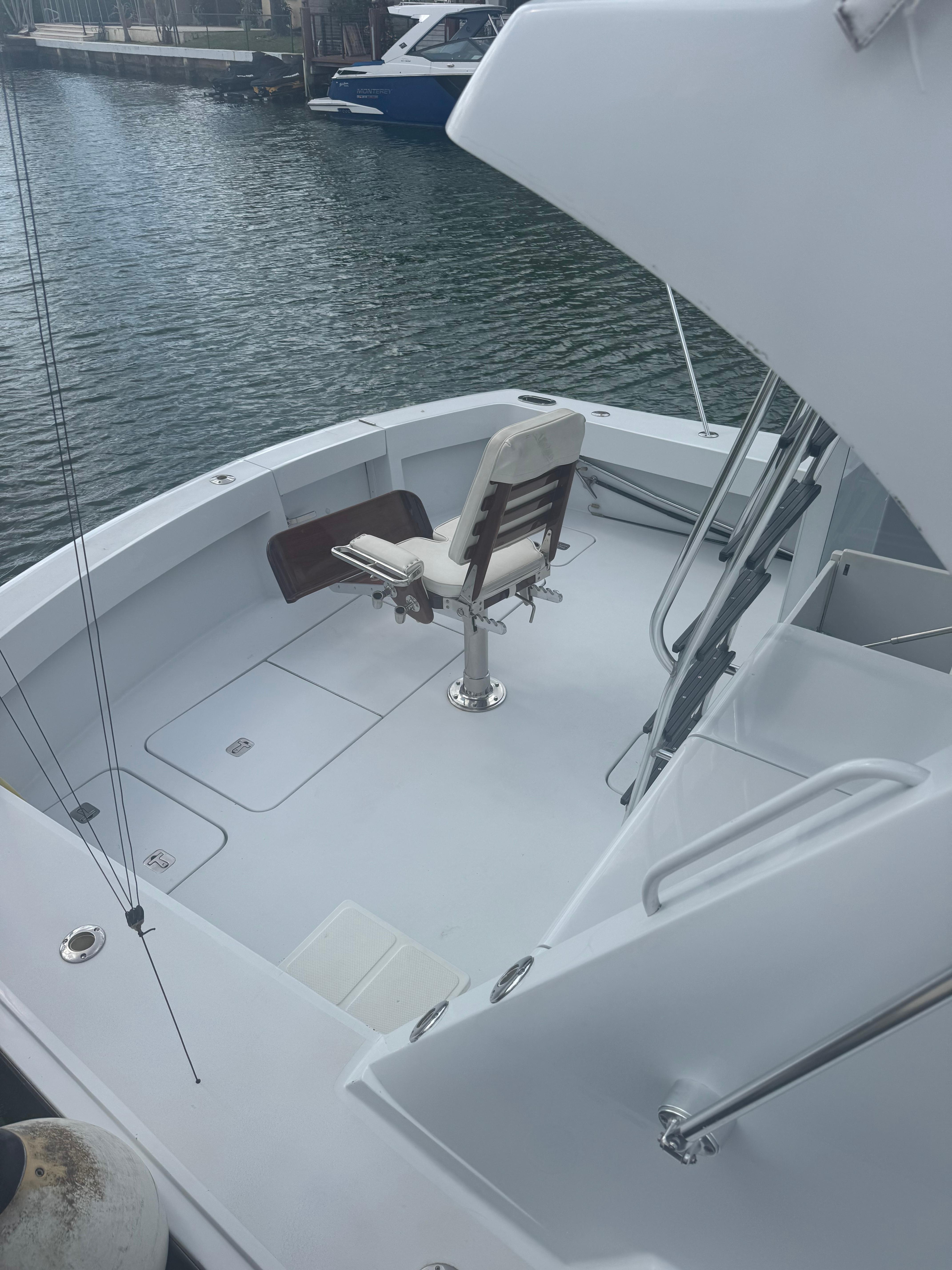 2002-hatteras-50-convertible-power-9741092-20250502091045202-1_XLARGE