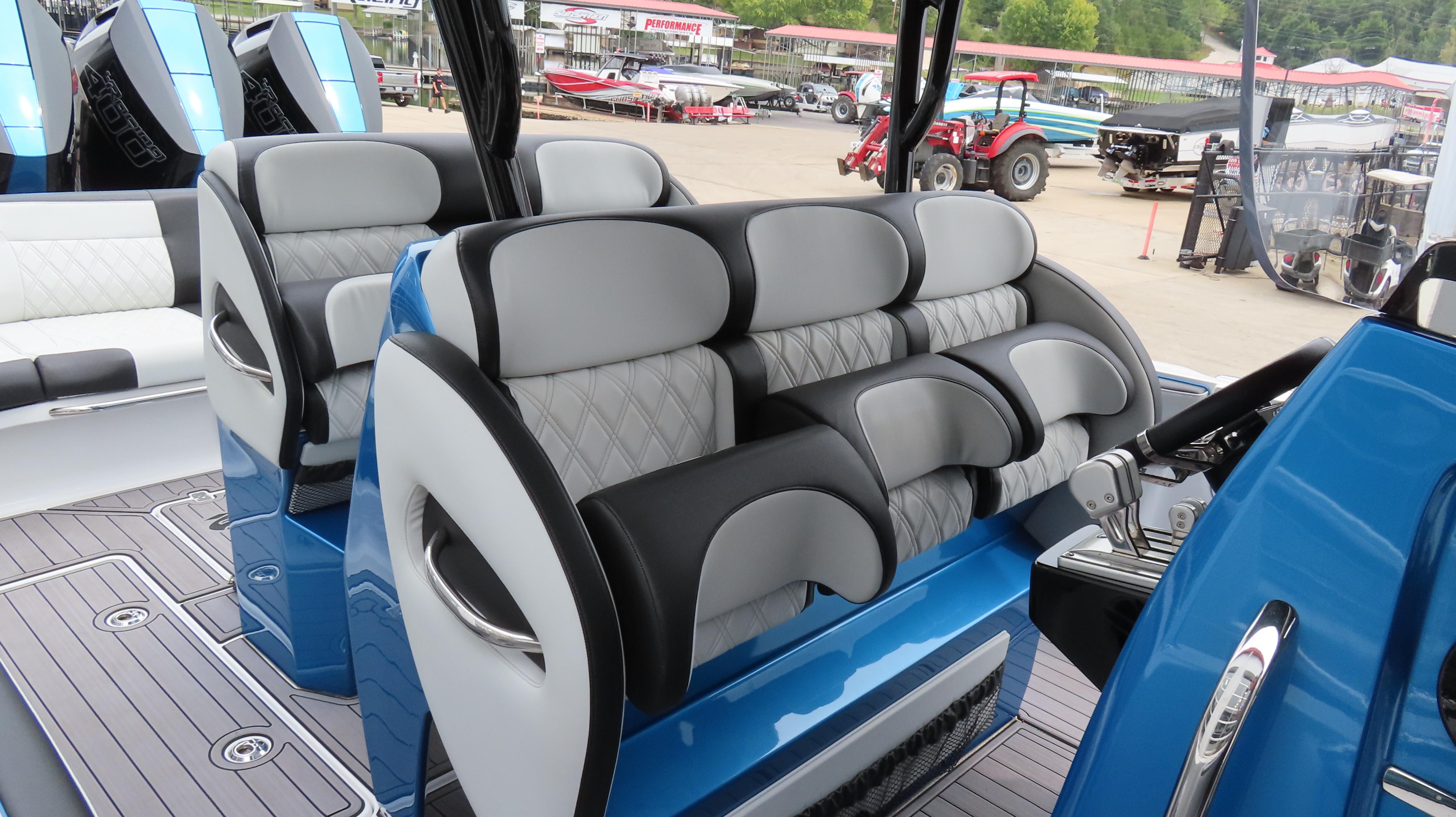 2023-nor-tech-390-sport-center-console-power-9551092-20240917123828555-1_XLARGE