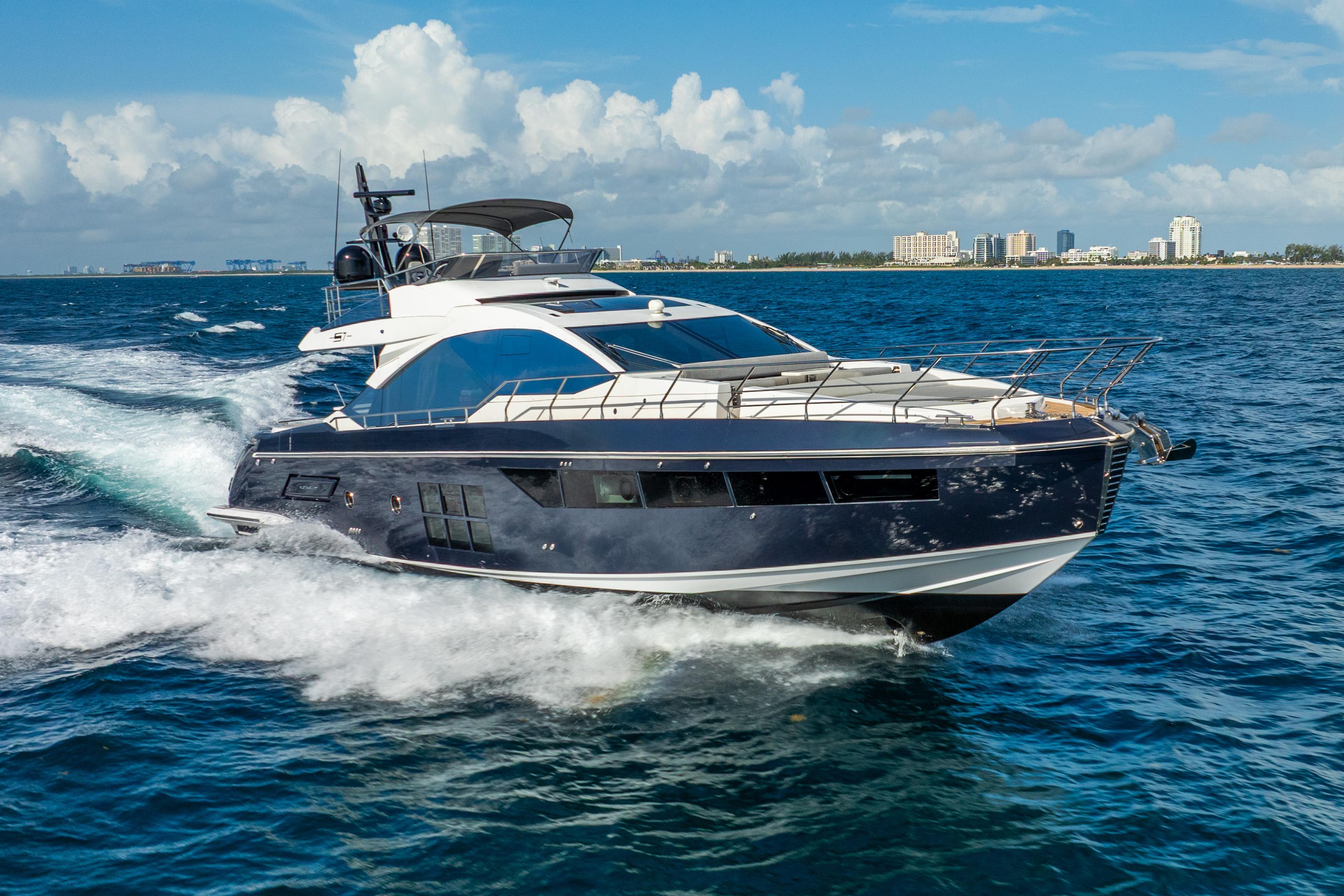 2019 Azimut S7