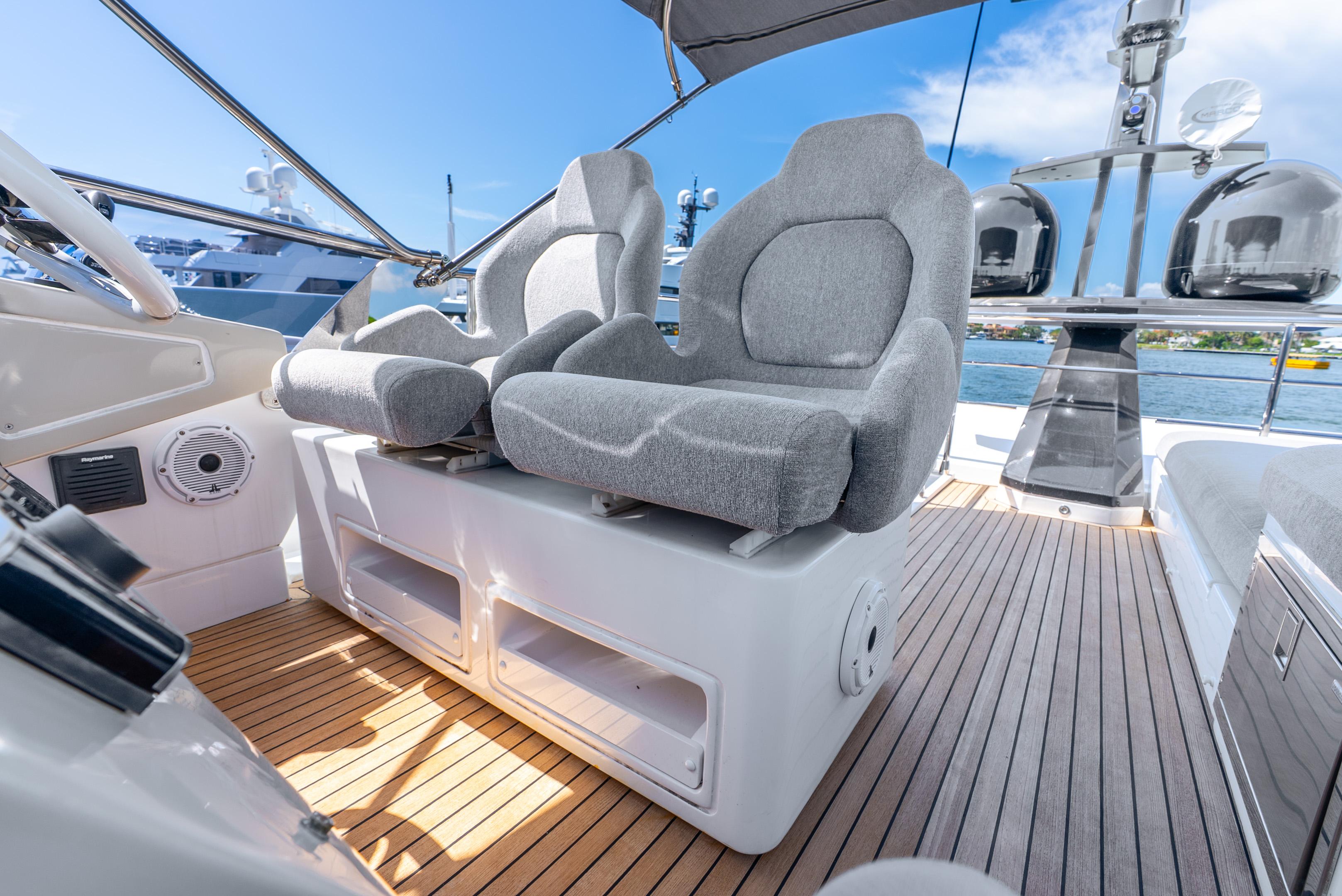 2019-azimut-s7-power-9801099-20250616144321571-1_XLARGE