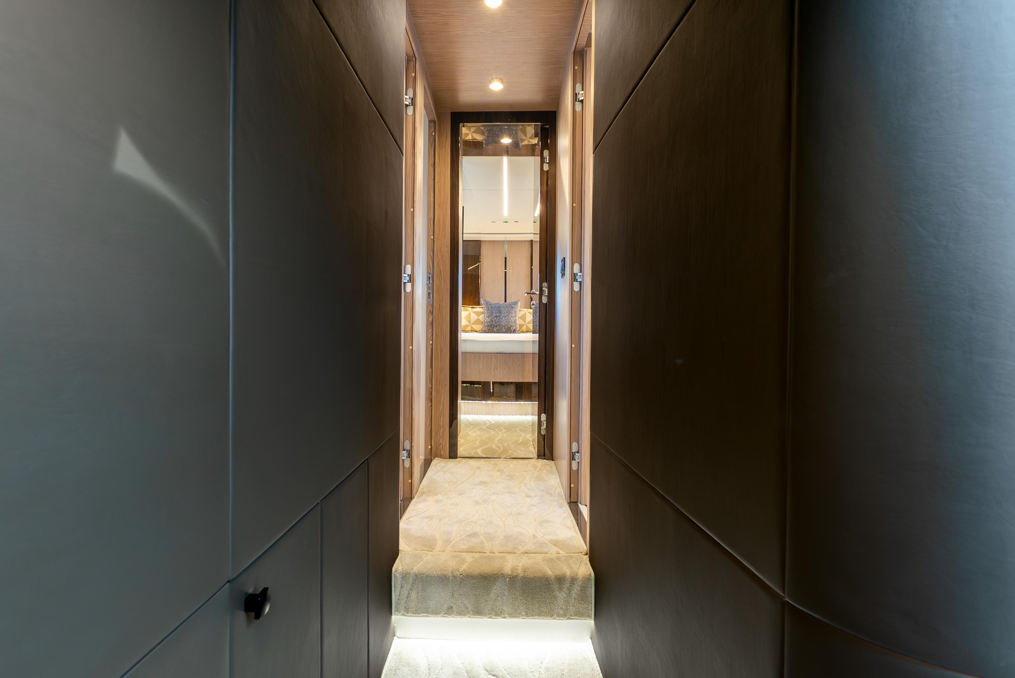 2019-azimut-s7-power-9801099-20250616145007676-1_XLARGE