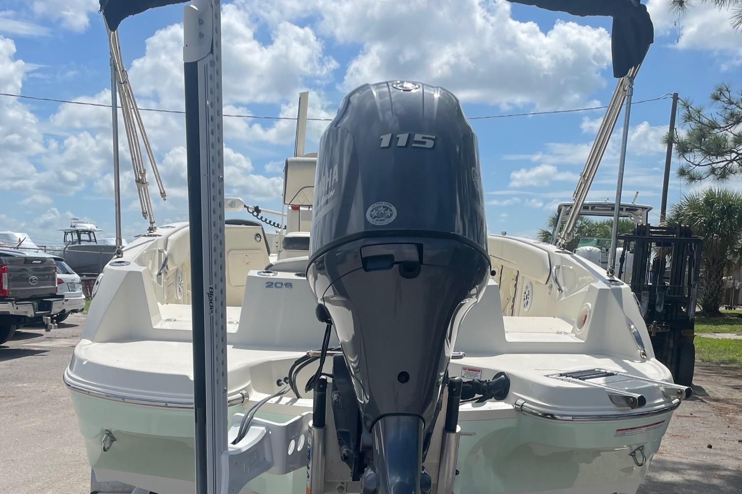 2020 Stingray 206 CC-4