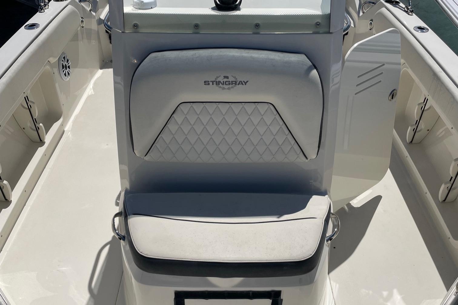 2020 Stingray 206 CC-10
