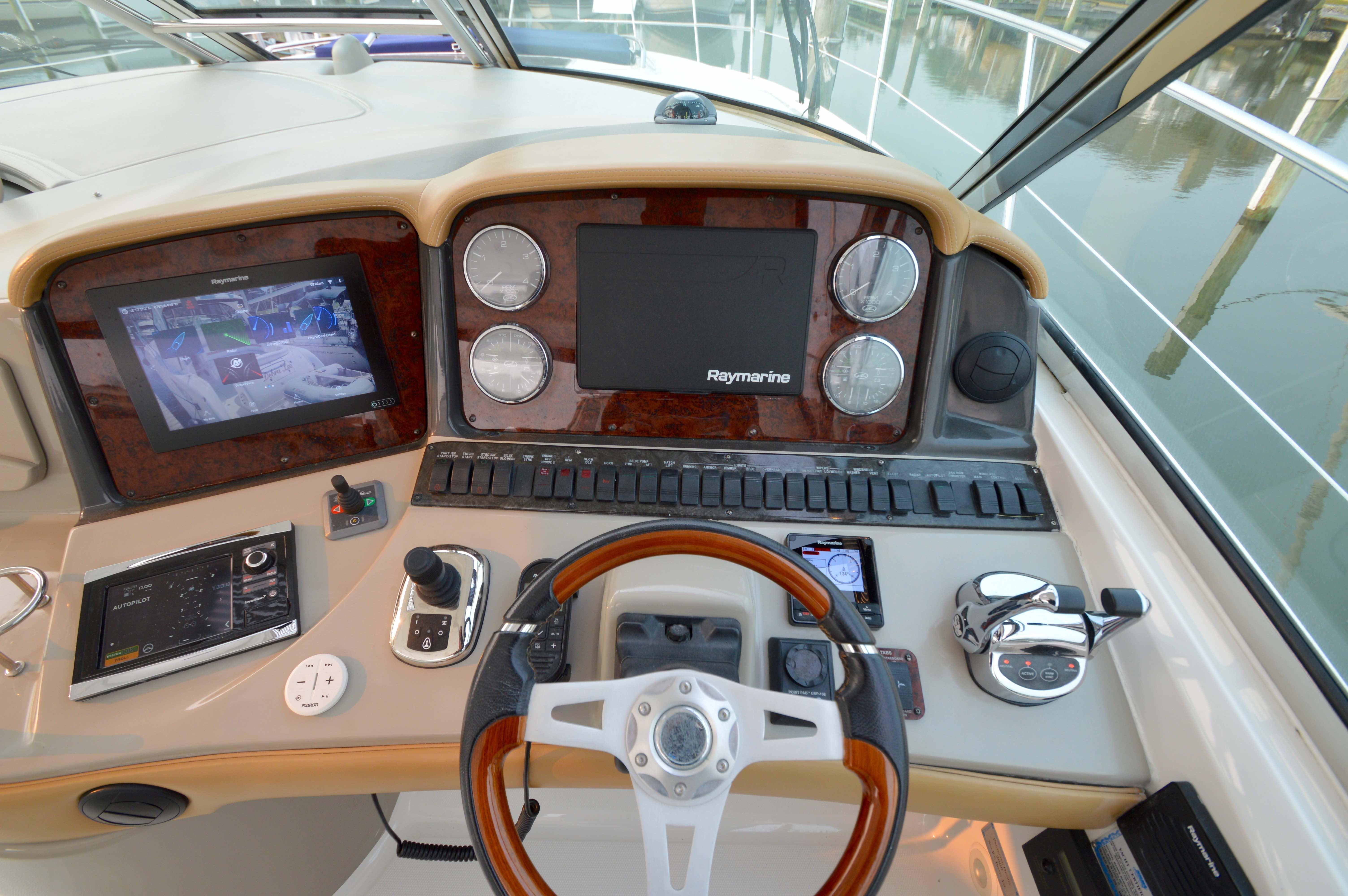 2006 Sea Ray 44 