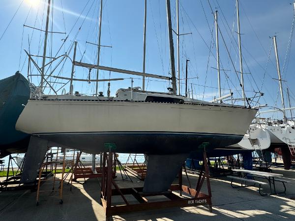 29' C & C Yachts, Listing Number 100916518, Image No. 3