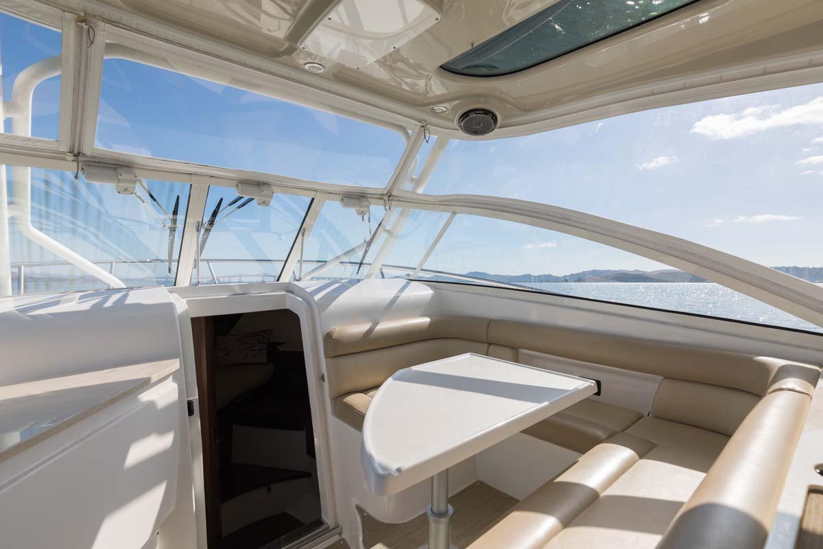 36′ Everglades 2016 Yacht for Sale