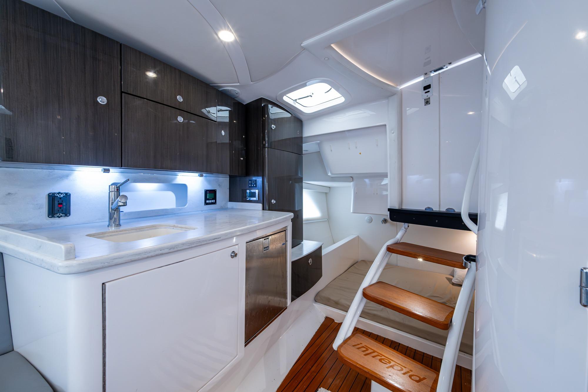 Boat image 38