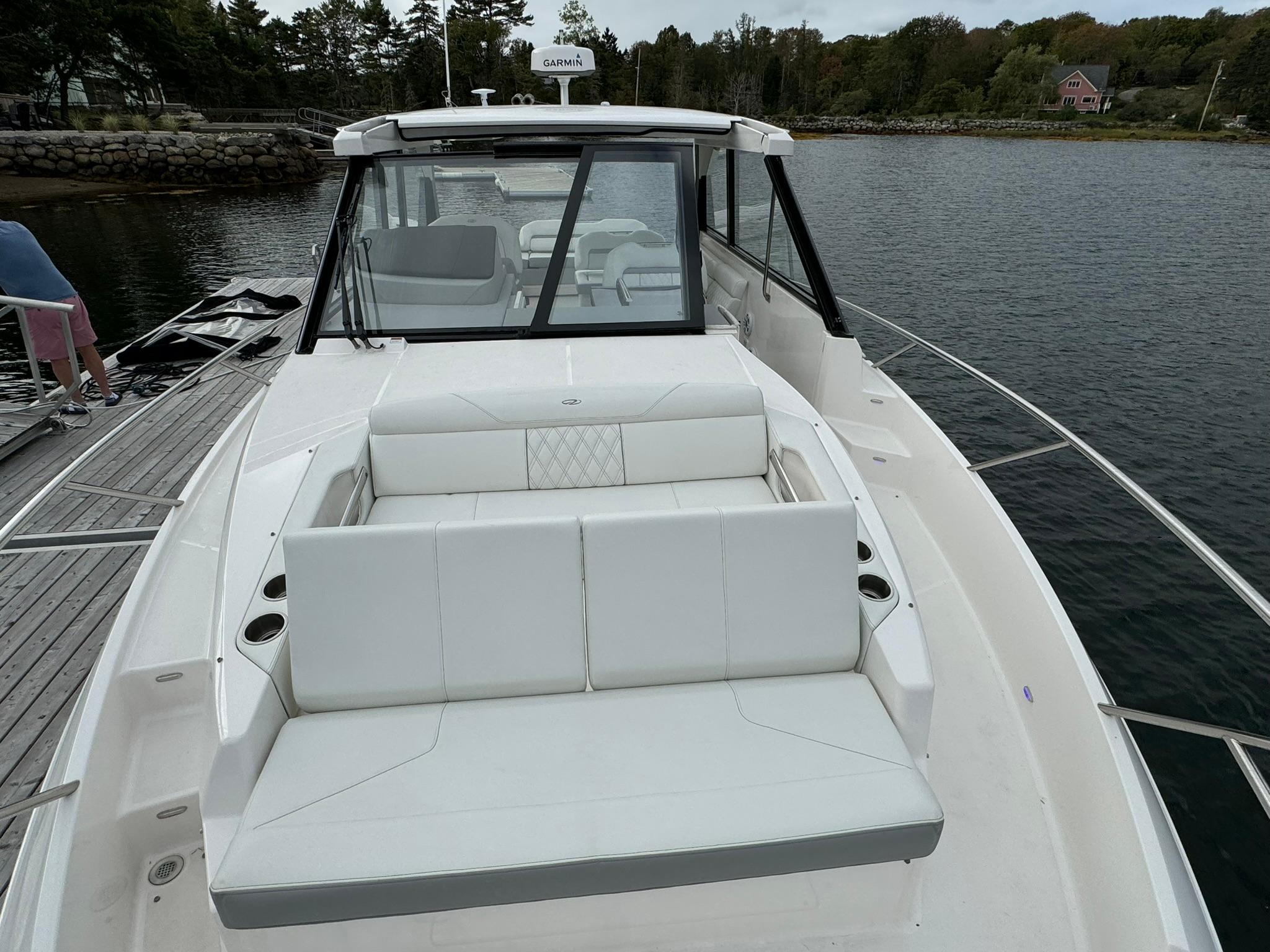 2023-regal-36-xo-power-9561135-20240925125120077-1_XLARGE