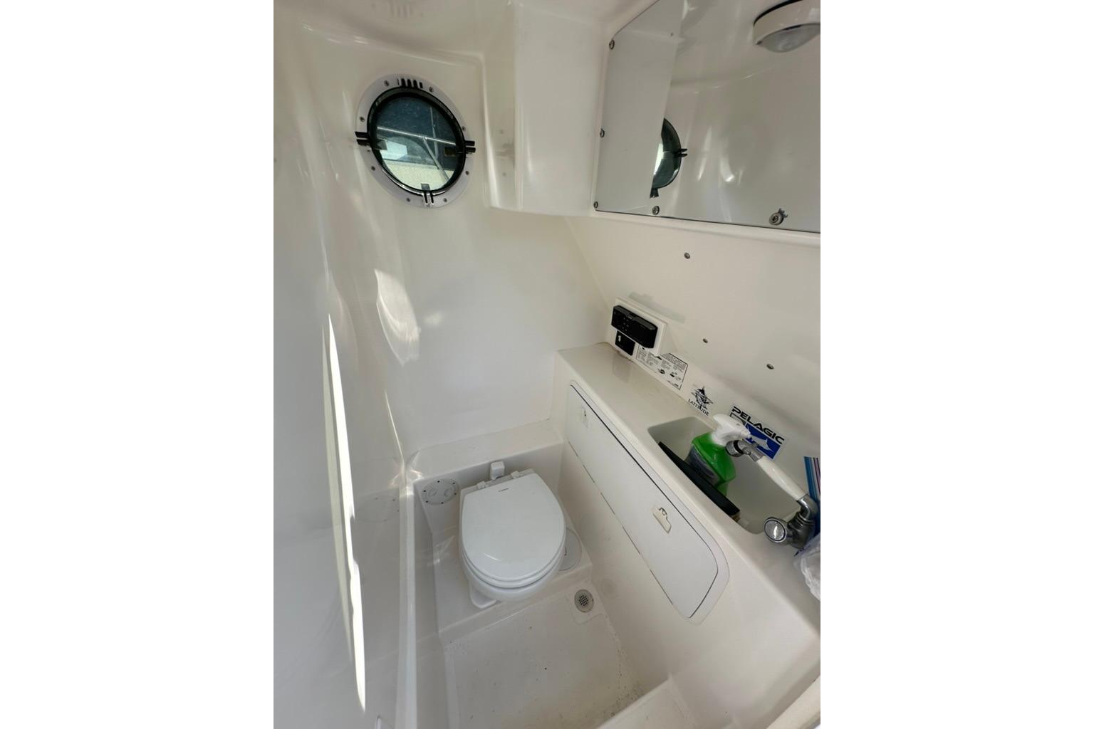 Boat image 13