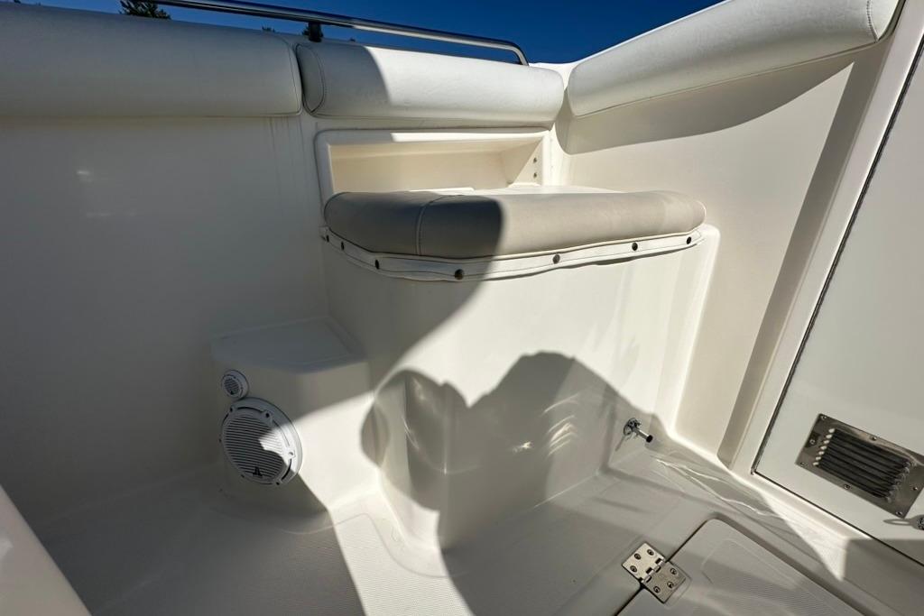 Boat image 27