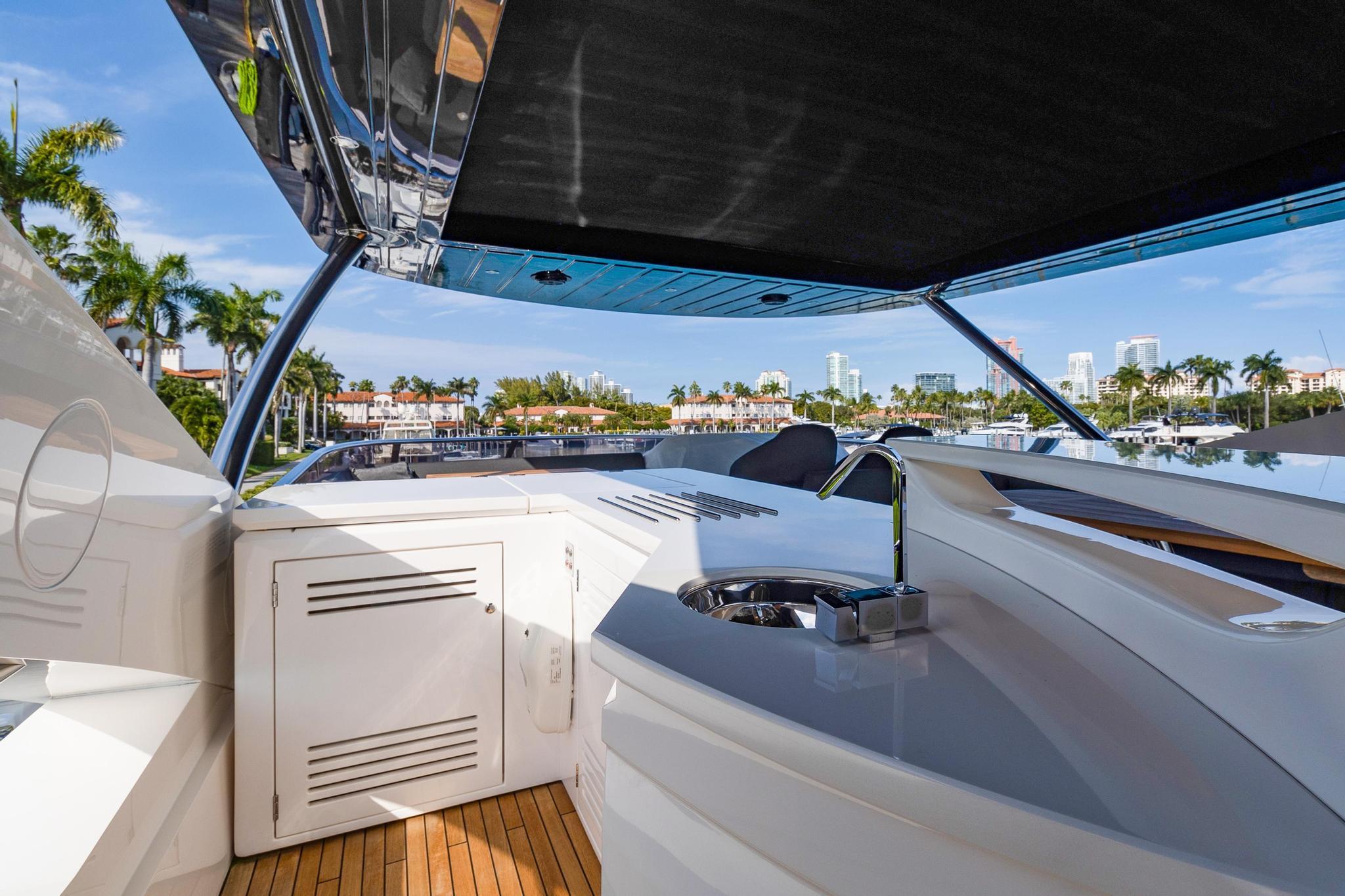2018 Sunseeker 86 Yacht Alexa