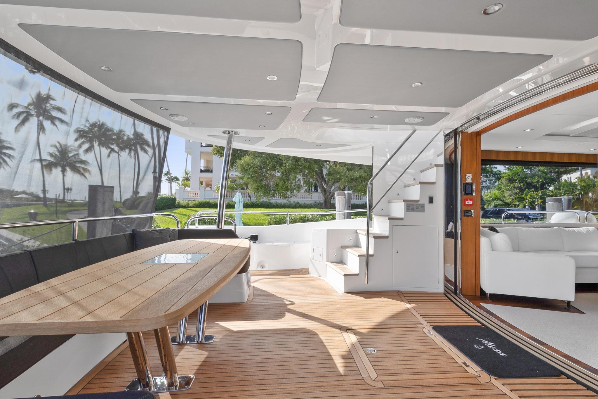 2018 Sunseeker 86 Yacht Alexa
