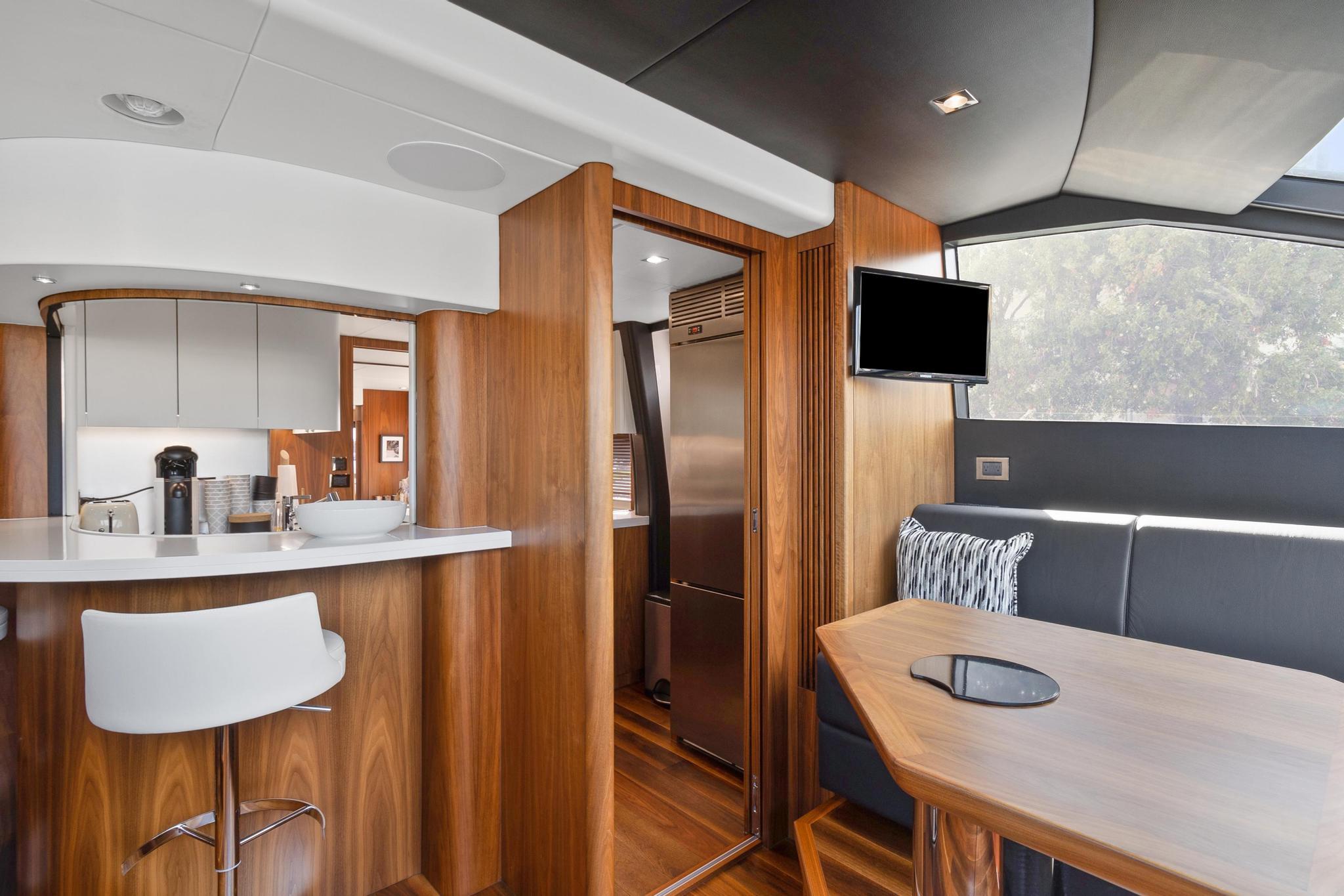 2018 Sunseeker 86 Yacht Alexa